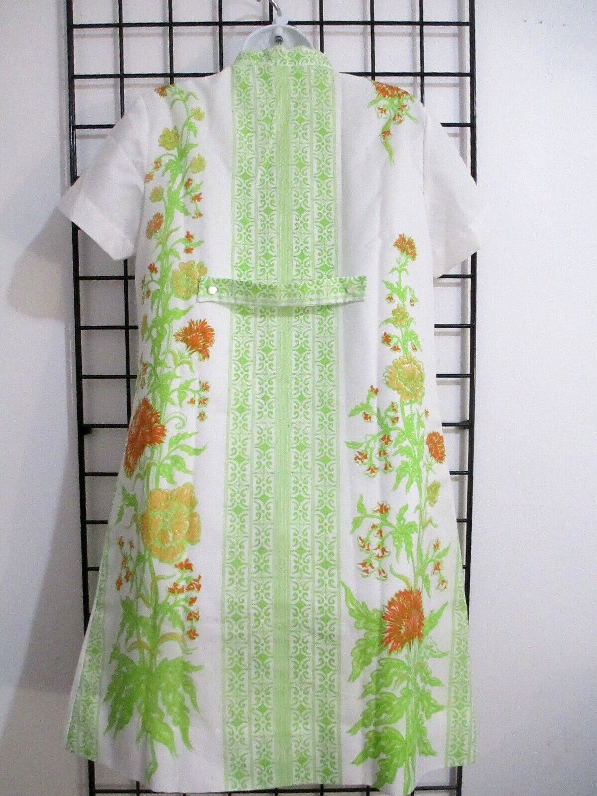 VINTAGE BERNARDO 🌸 MEDIUM / 38&Prime; BUST MAX==POLYESTER / ORIENTAL / DAY DRESS