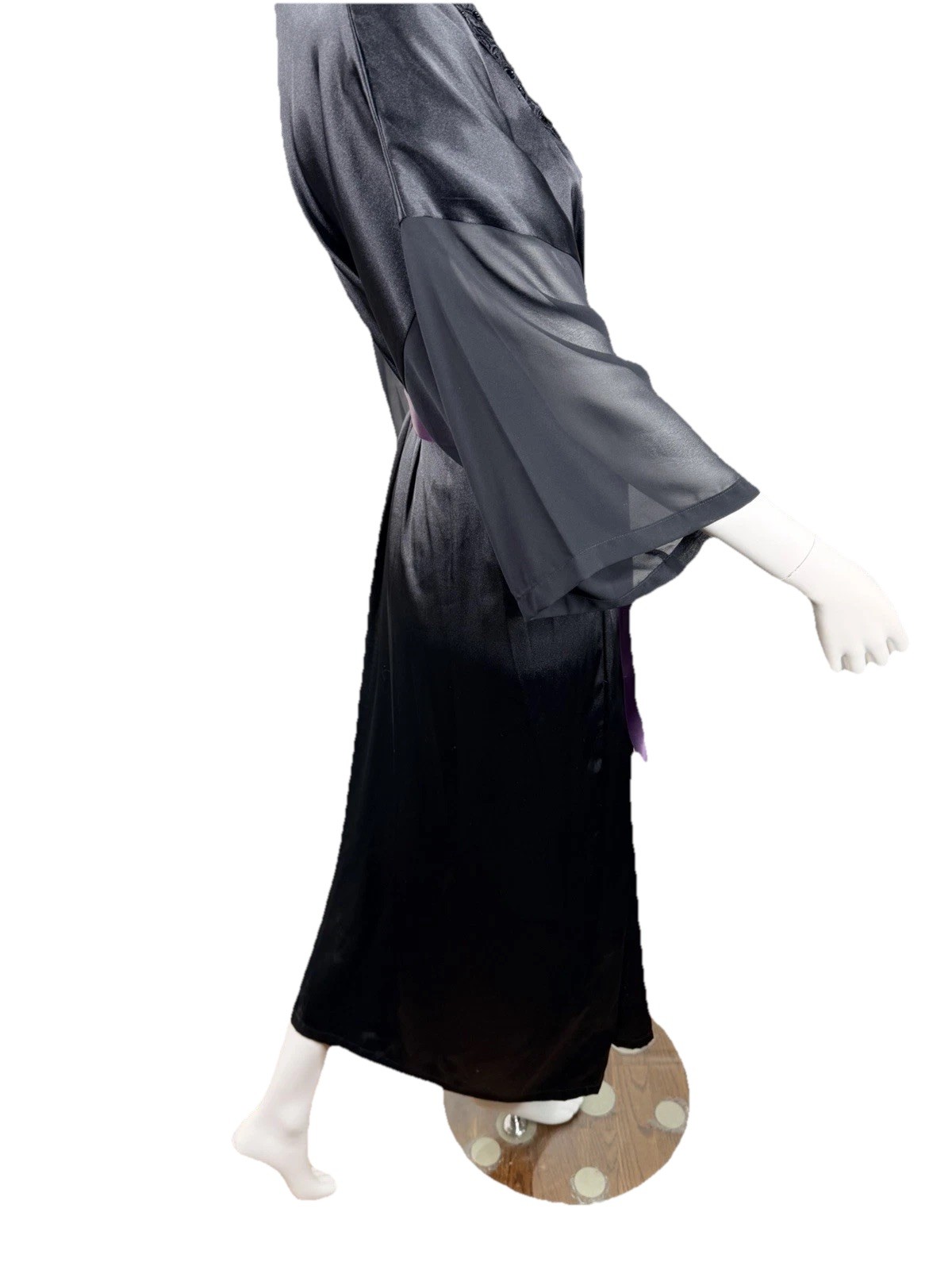 VTG beaded Expressions California Dynasty XL Kimono Style Robe Goth Black Satin