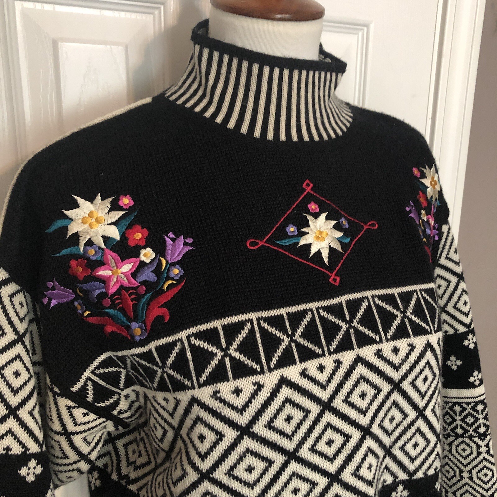 Pretty Vintage Obermeyer Chloe Sweater~S~Fair Isle/Edelweiss~B:44~Wool Blend~EC!