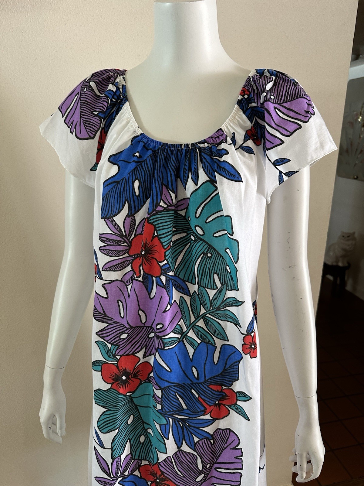1980s Hilo Hattie Hawaiian Dress Monstera Floral Mumu Tropical Resort L 90s VTG