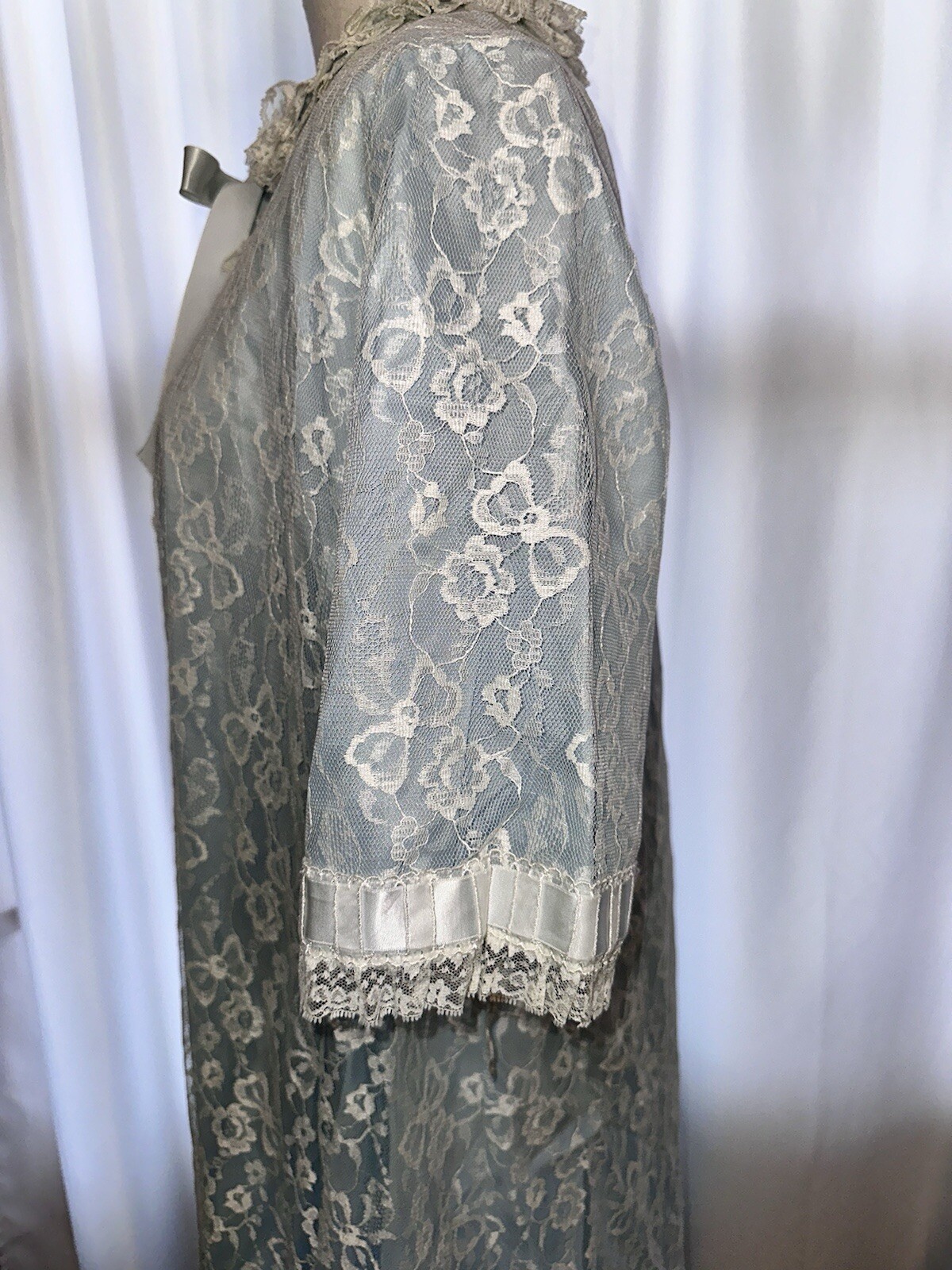 Vintage Odette Barsa Robe Size M Light Blue Lace Dressing Gown 1960s Long
