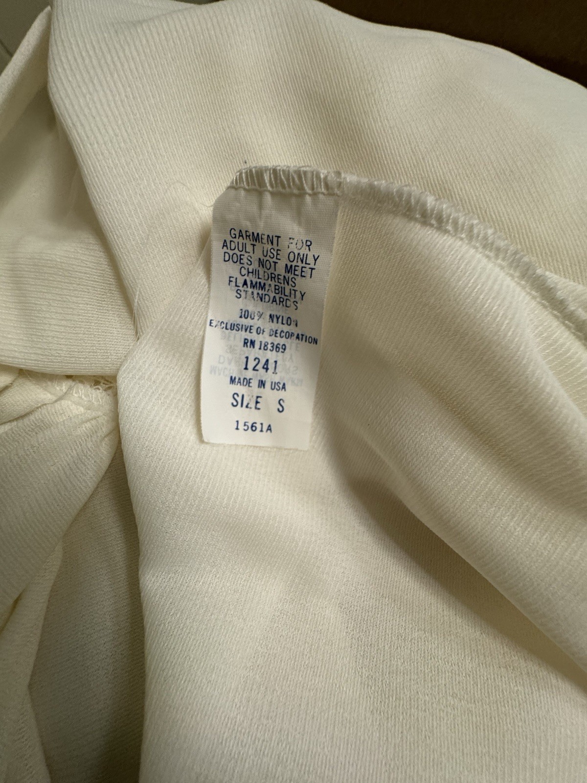 Vintage Romantic Traditions Peignoir Robe Ivory With Lace and Embroidery