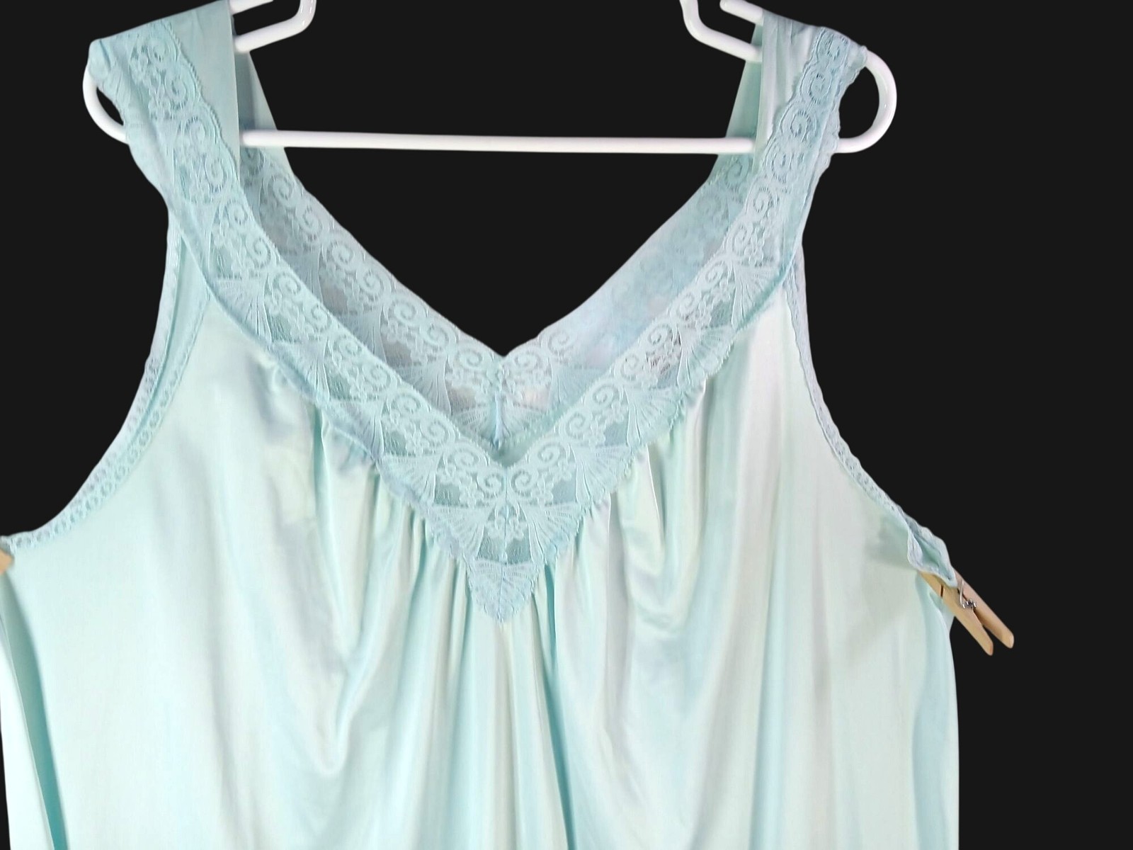 Vintage Vanity Fair Light Green Nightgown Lace Trim Sleeveless Size XL Nylon USA