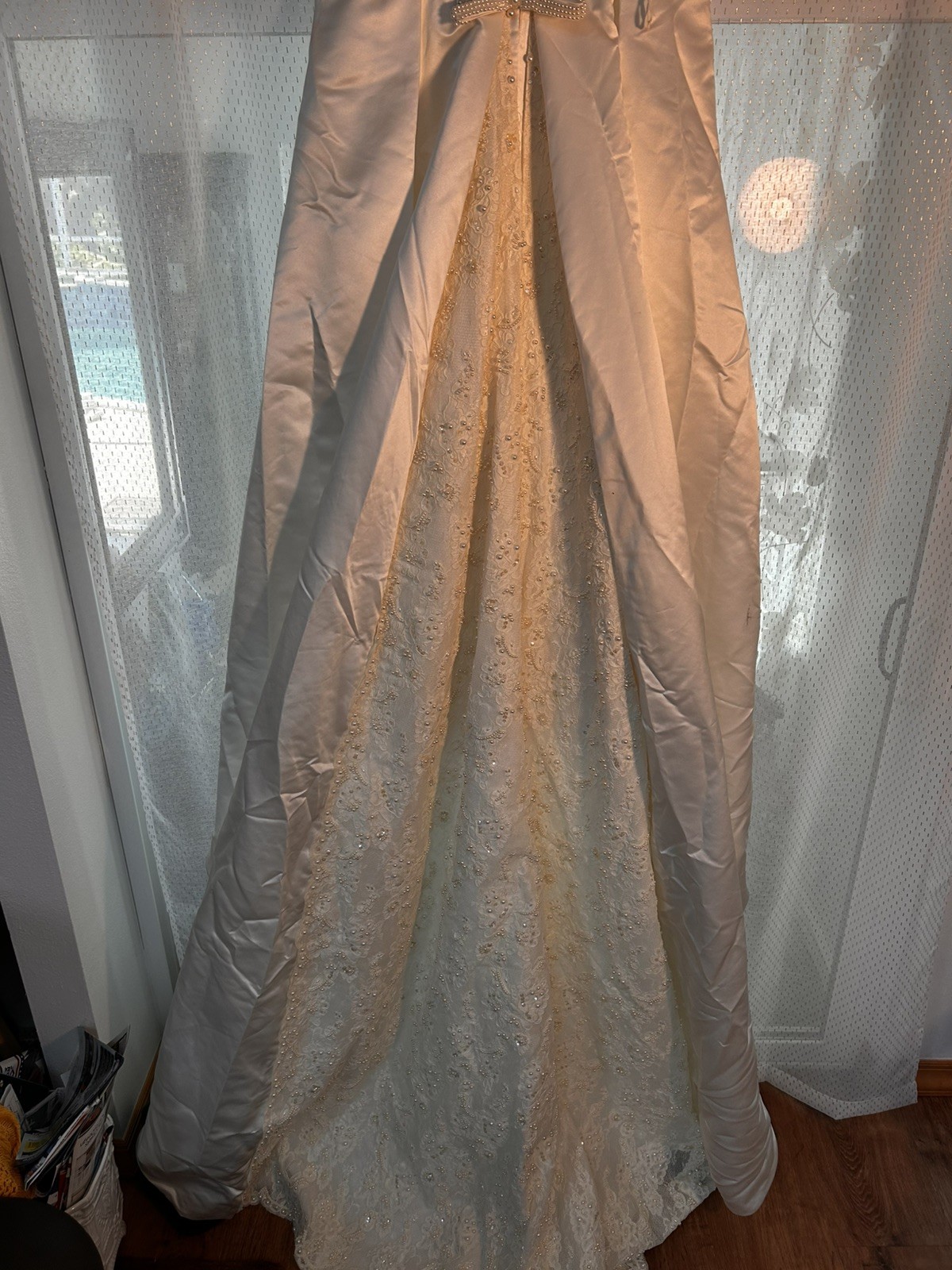 VTG Inspired High-Low Wedding Dress Beaded Lace Pearl Embellished Chapel Train