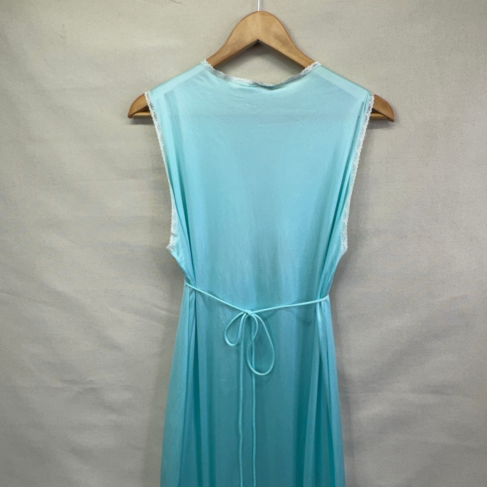 Vanity Fair Nightgown Large Blue Vintage Lace Coquette Ethereal Sleepwear Gown