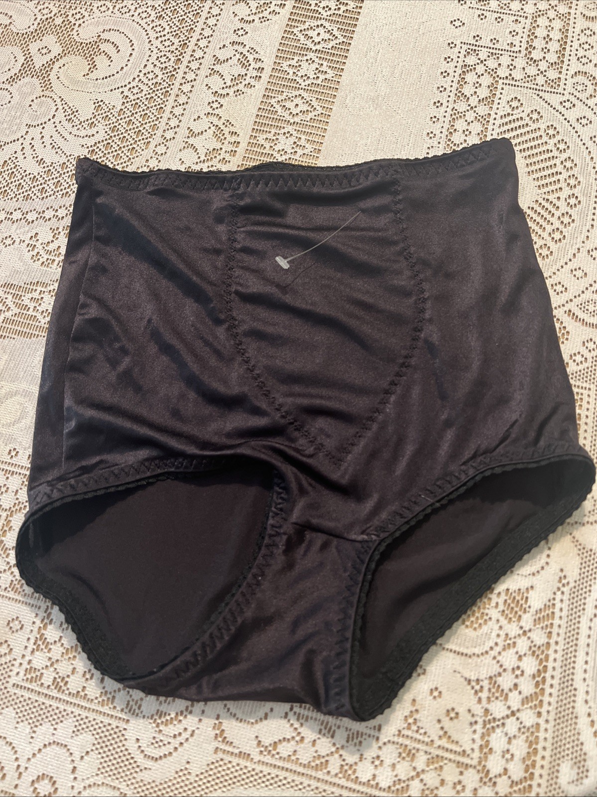 Lot of 2 Vtg Cupid Shiny Stretch Satin Shaping M 6 Shaper Girdle Panties #2506