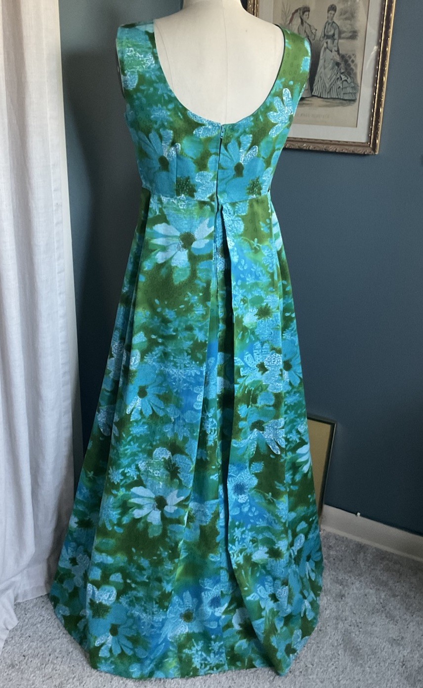 Vintage 60s Tiki Hawaiian Flower Power Maxi Dress with Train Retro sz 6
