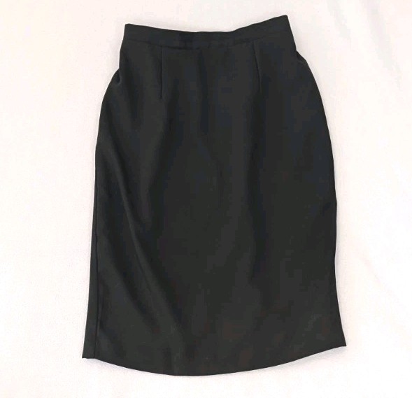 Vintage Black Career Skirt Women&rsquo;s 12 Back Zip & Elastic Back 28.5&Prime; Long USA