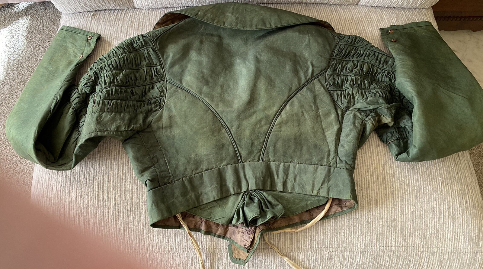 Rarest 1825 Regency Spencer Jacket Rich Emerald « Arsenic » Green Museum Quality!
