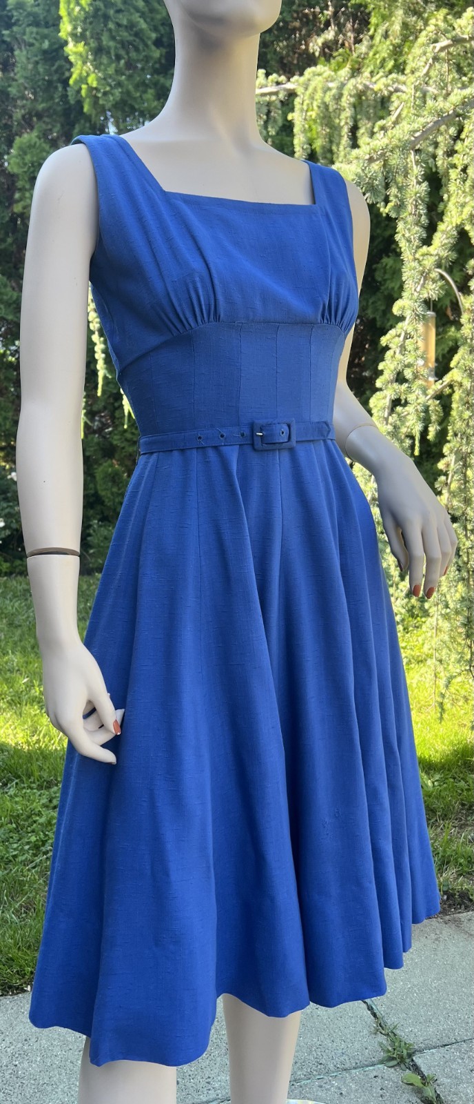 VINTAGE 1940&rsquo;s BLUE LINEN DRESS & MATCHING BOLERO JACKET