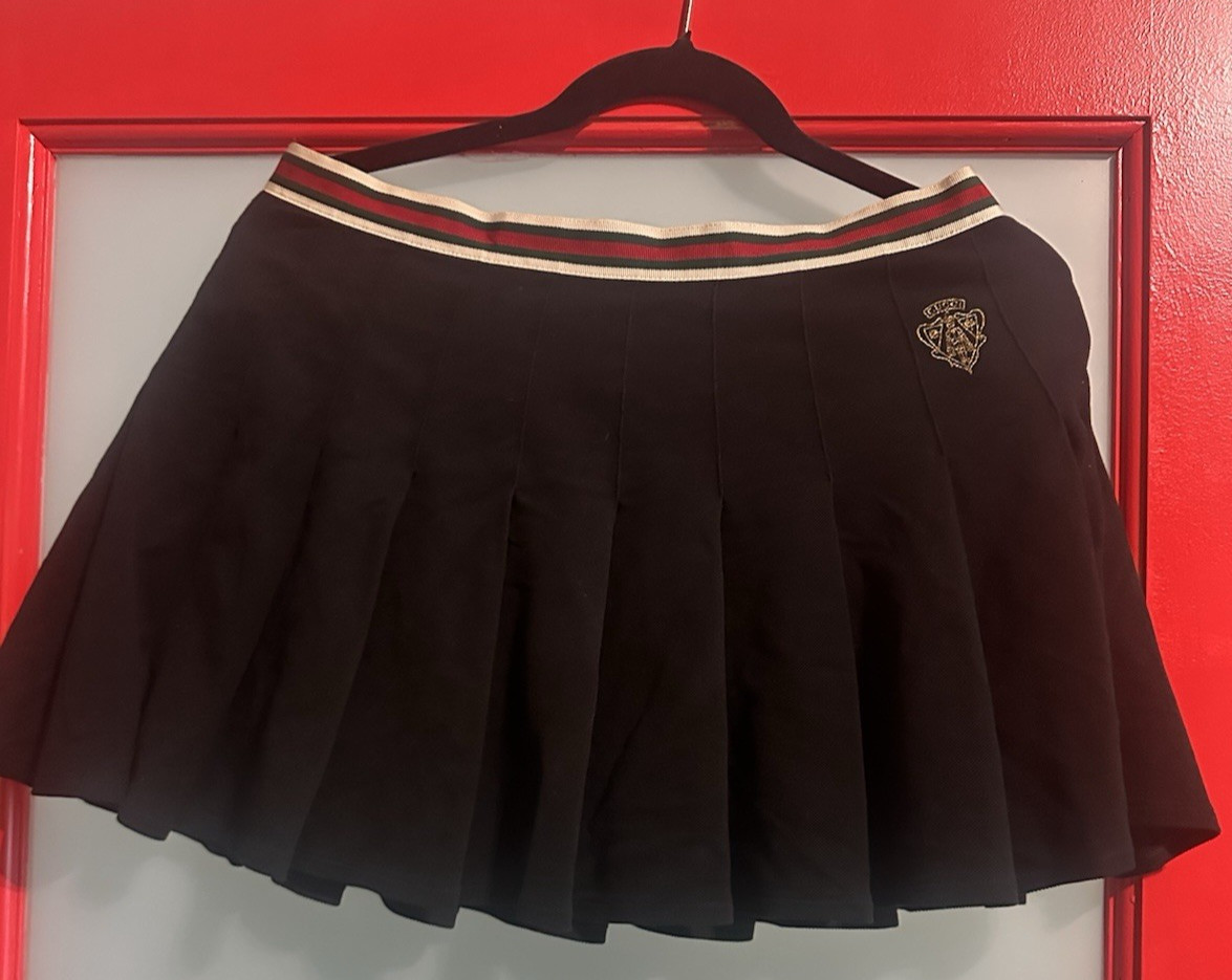 Vintage 2005 Authentic Gucci crest Logo pleated mini skirt