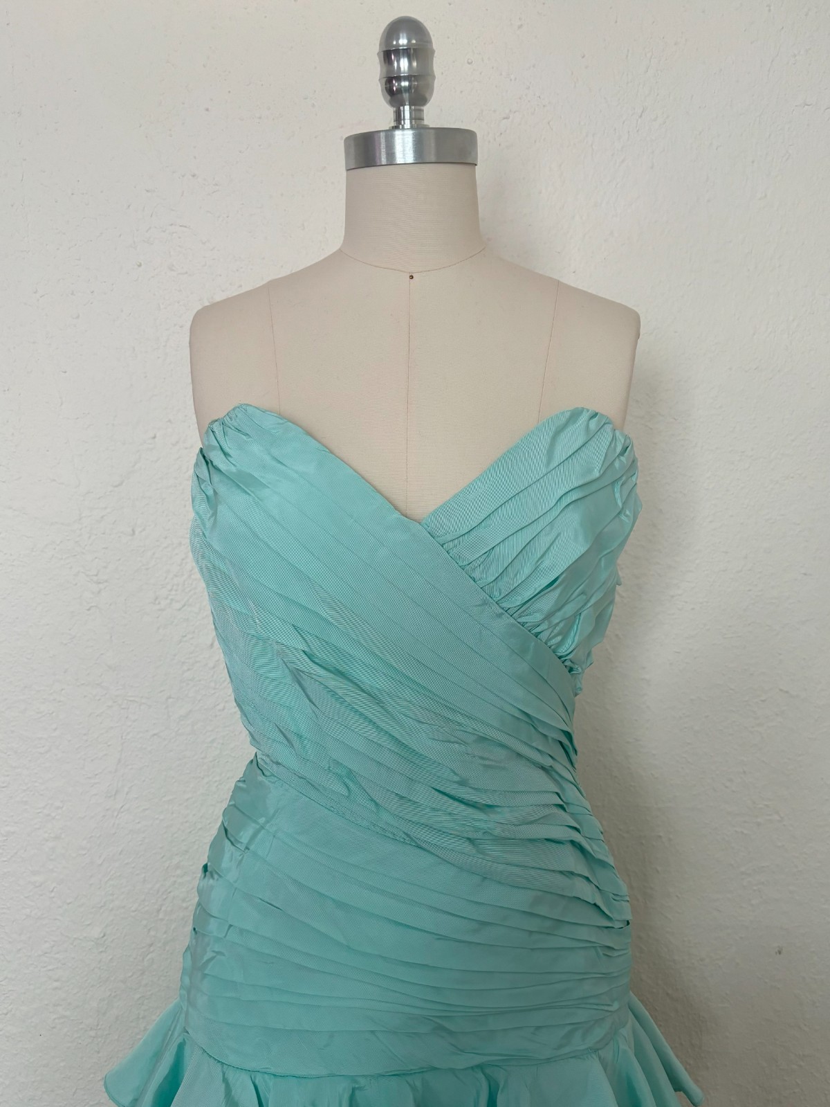 1980s Aqua Ruffled Strapless Evening Dress by Lillie Rubin, Small to Medium