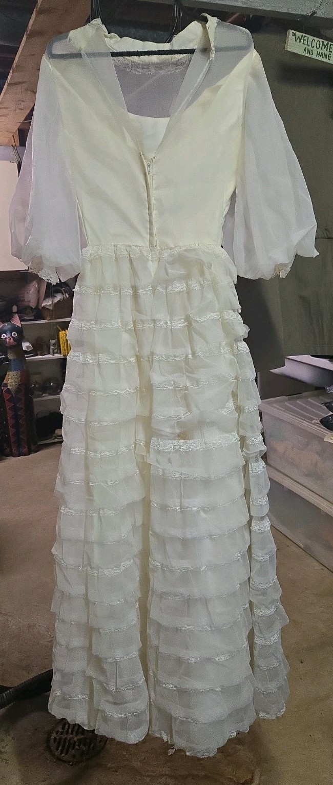 Vintage Nadine 1970’s Dress Women’s White Gown Prom