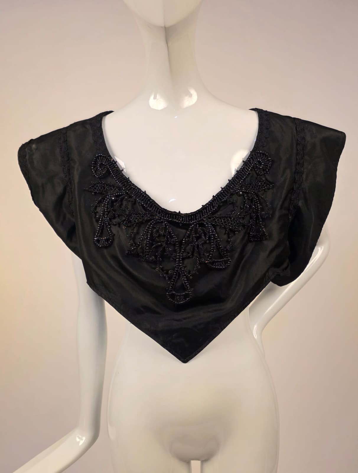 EDWARDIAN BLACK SILK TAFFETA CROP TOP W JET BEAD DETAILED NECKLINE