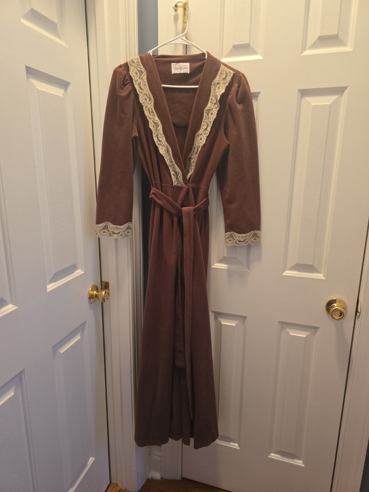 Vanity Fair Petite Vintage Chocolate Brown Dacron Polyester Velour Long Robe