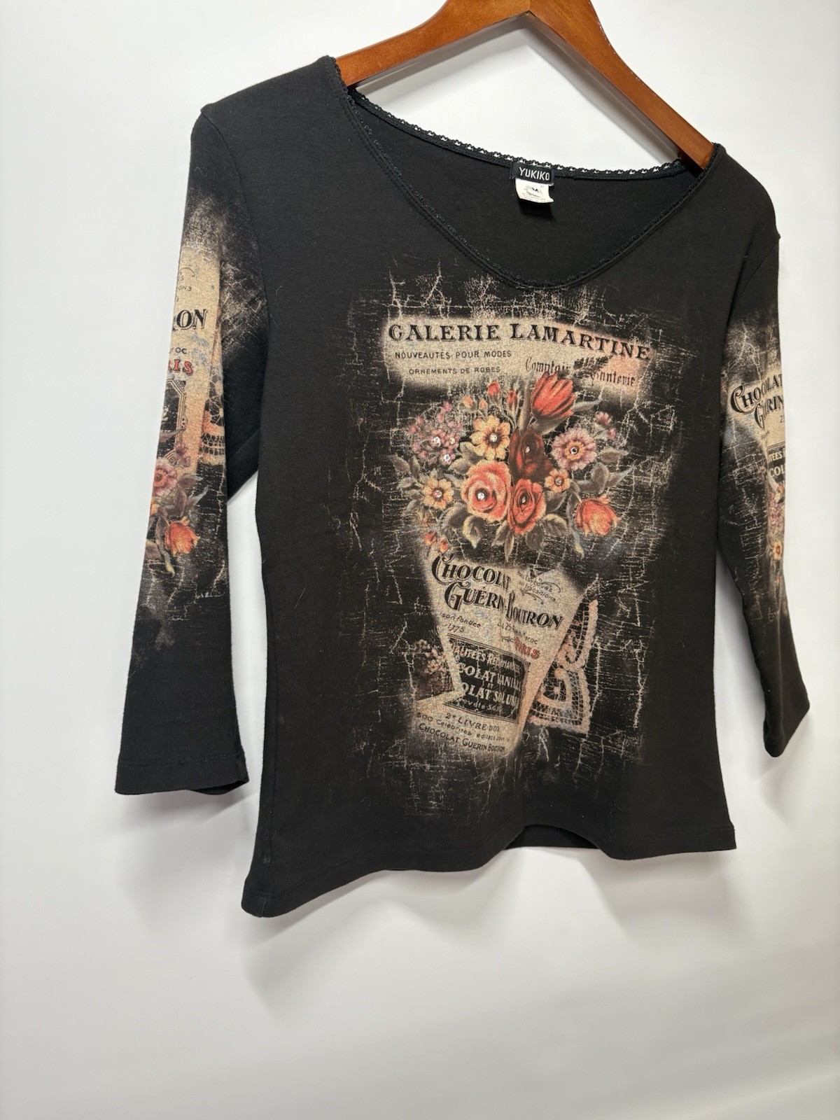 Yukiko Y2K Black Floral Paris Shirt Women’s Size Medium Enhanced Lace Jewels
