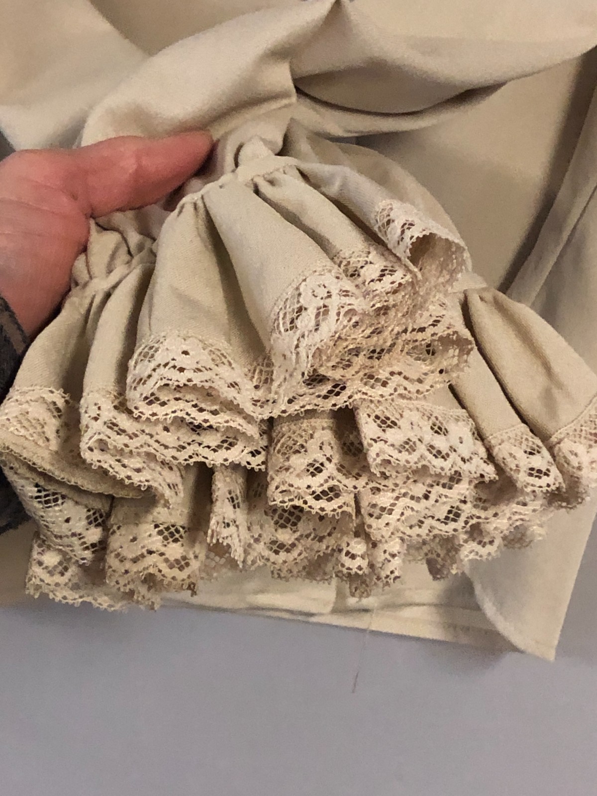 Vintage Handmade Beige Blouse Size 39 Chest Ruffled Collar & Sleeves Lace Trim