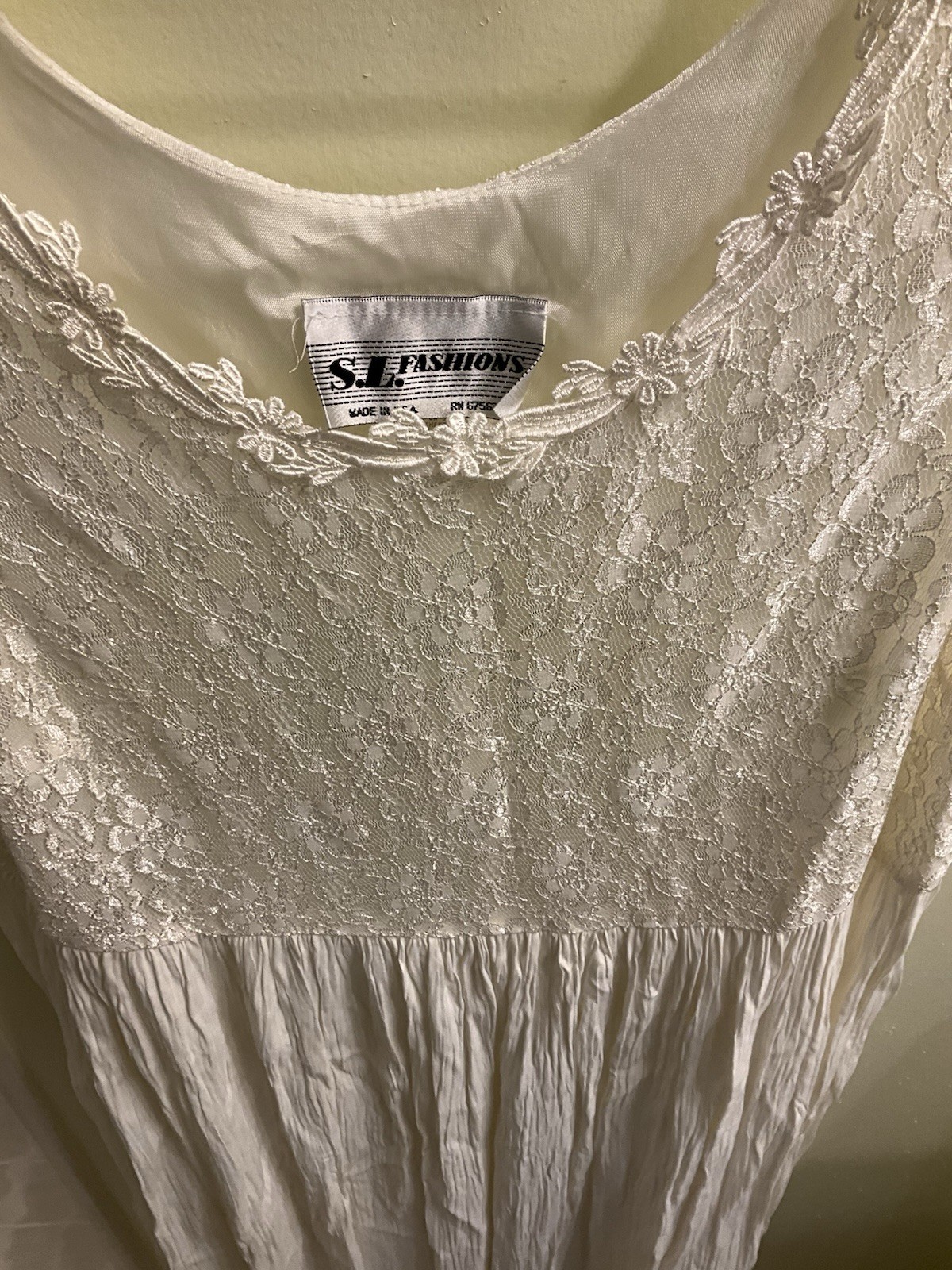Vintage SL fashions ivory sleeveless maxi dress 12 lace floral bodice whimsy