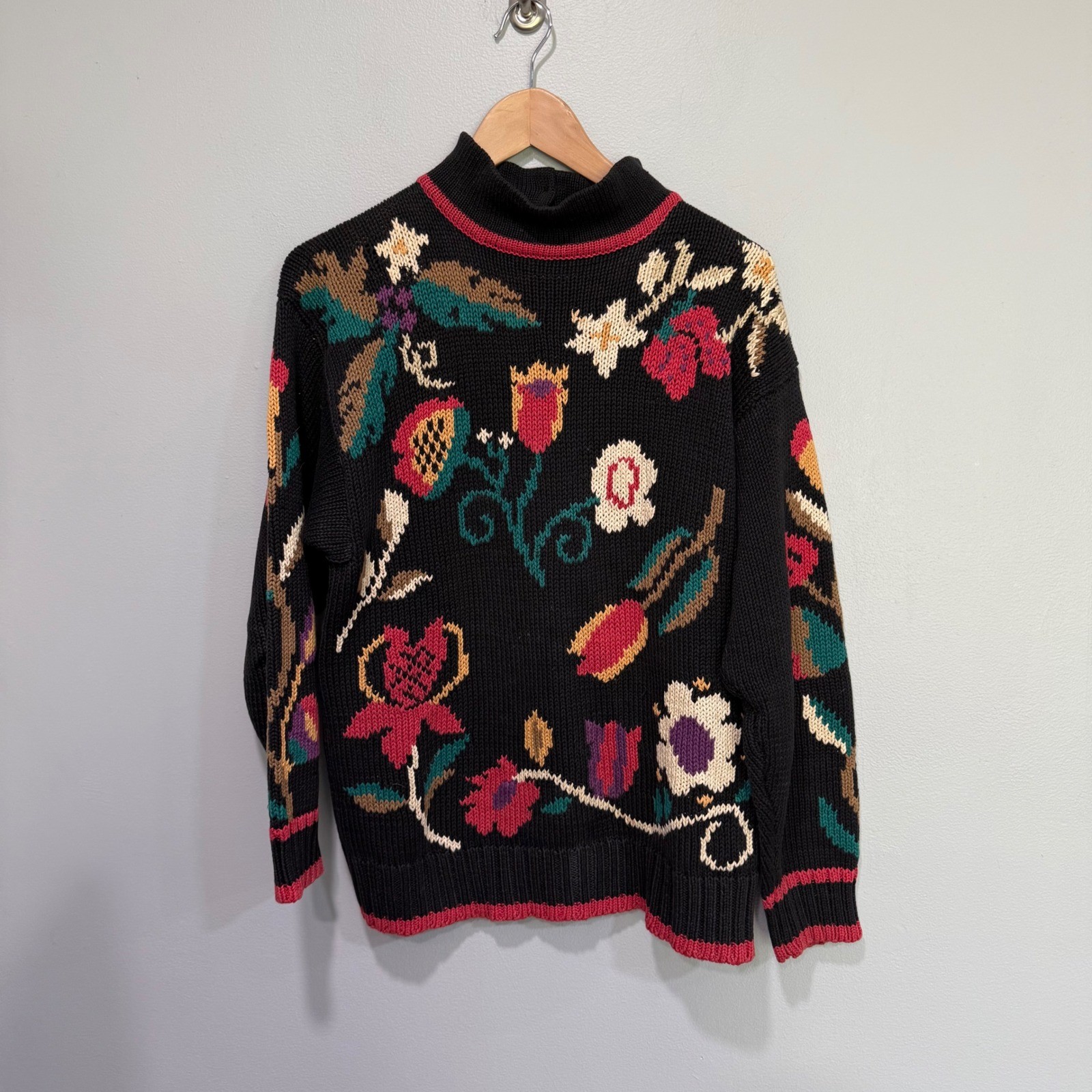 Vintage Tally-Ho Floral Intarsia Sweater Black Ramie Cotton Womens M 90&rsquo;s