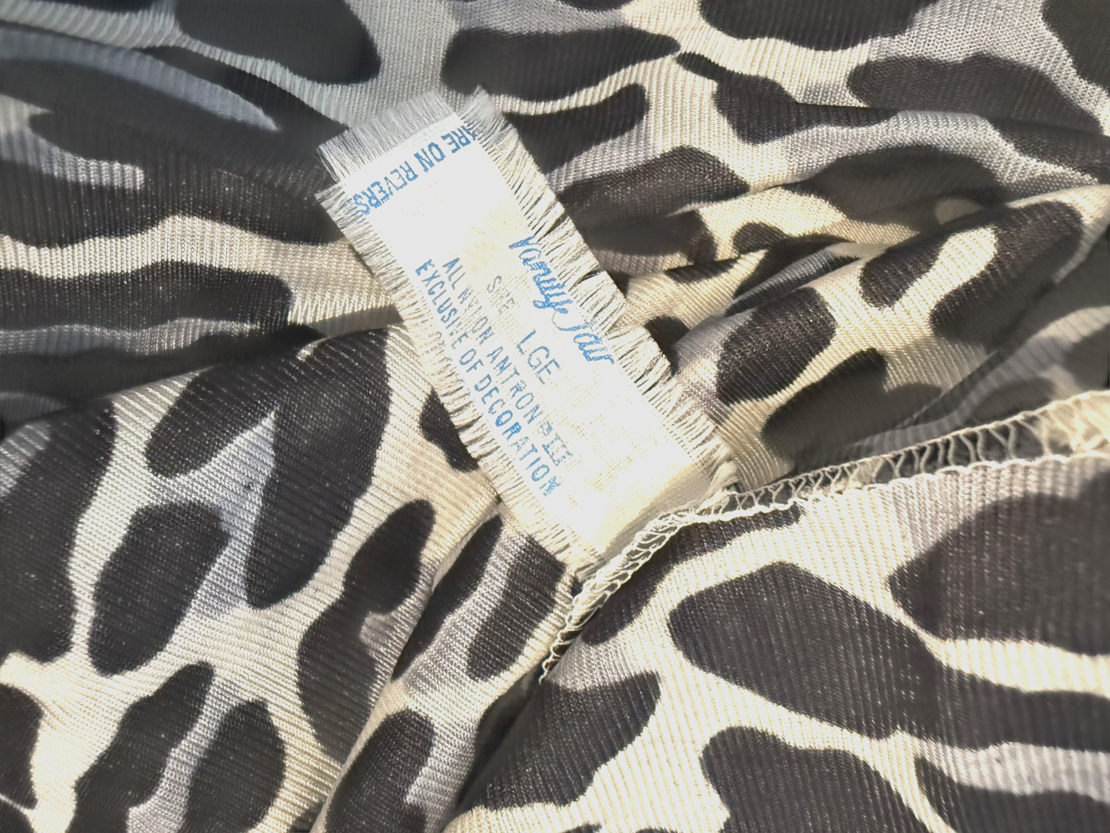 Vintage Large VANITY FAIR Leopard Wrap Peignoir Robe Lingerie Negligee Gown Set