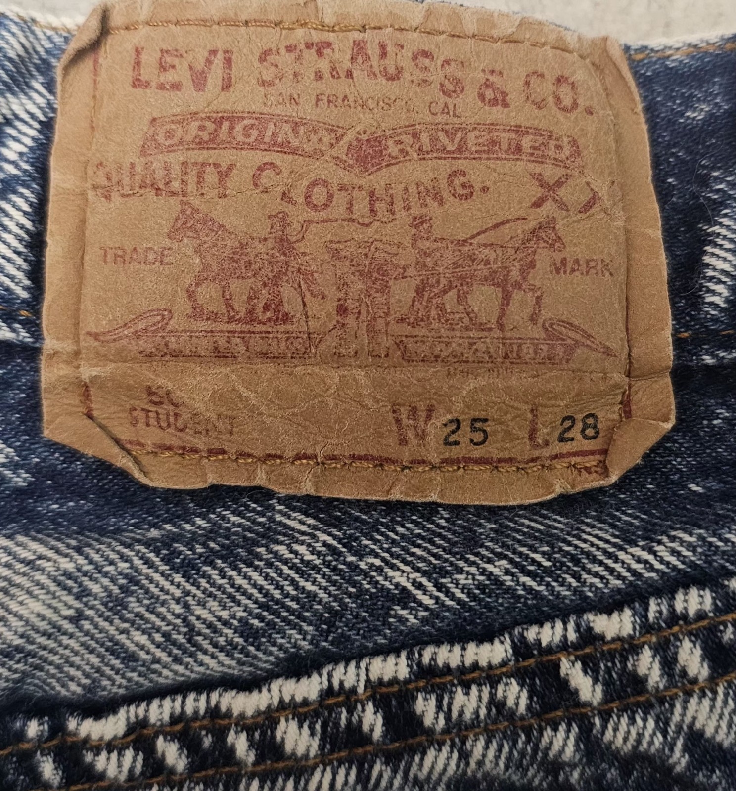 Levis 1990s Student 501s Made in USA Cut-Off Shorts 25
