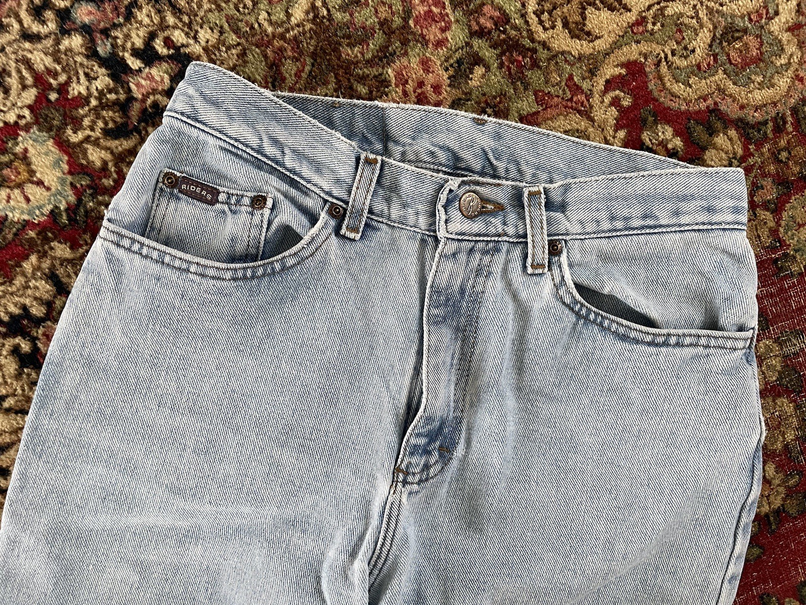 Vintage ‘80s ‘90s High Waisted Soft Cotton Mom Jeans Riders Nice Fade S/M