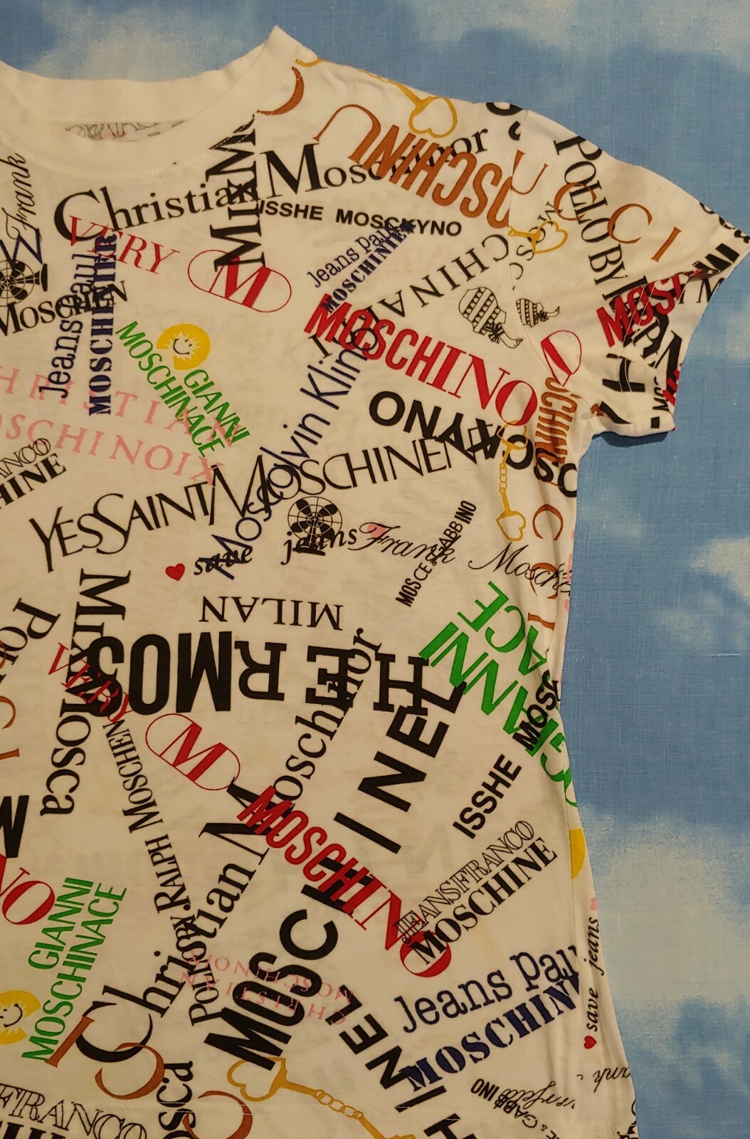 Unisex 80&rsquo;s MOSCHINO jeans t-SHIRT made in Italy size 46 approx S/M. Cult! RARE