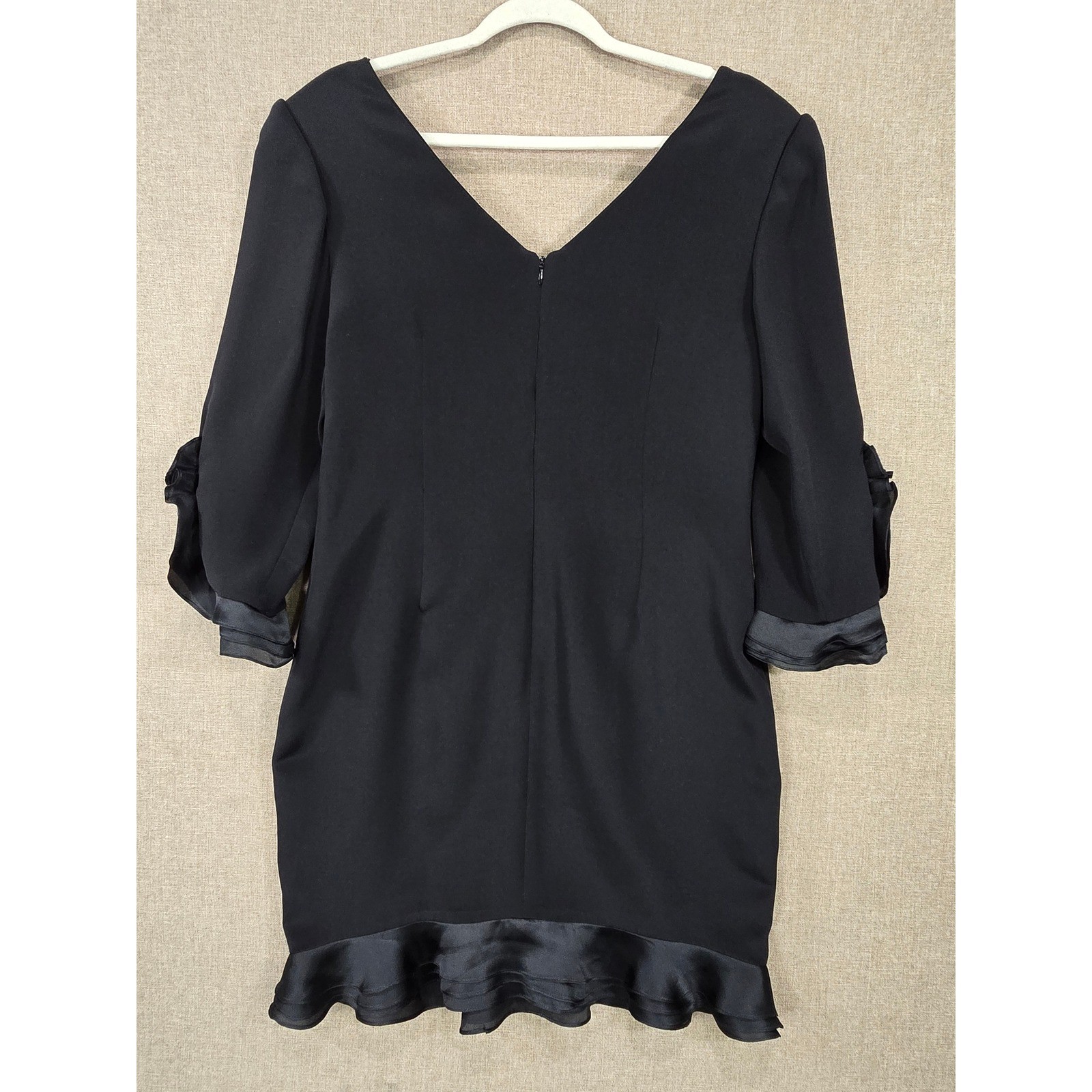 VTG Scaravelli 100% Silk Black Ruffle Cocktail Dress V-Neck Size 14 Made in USA