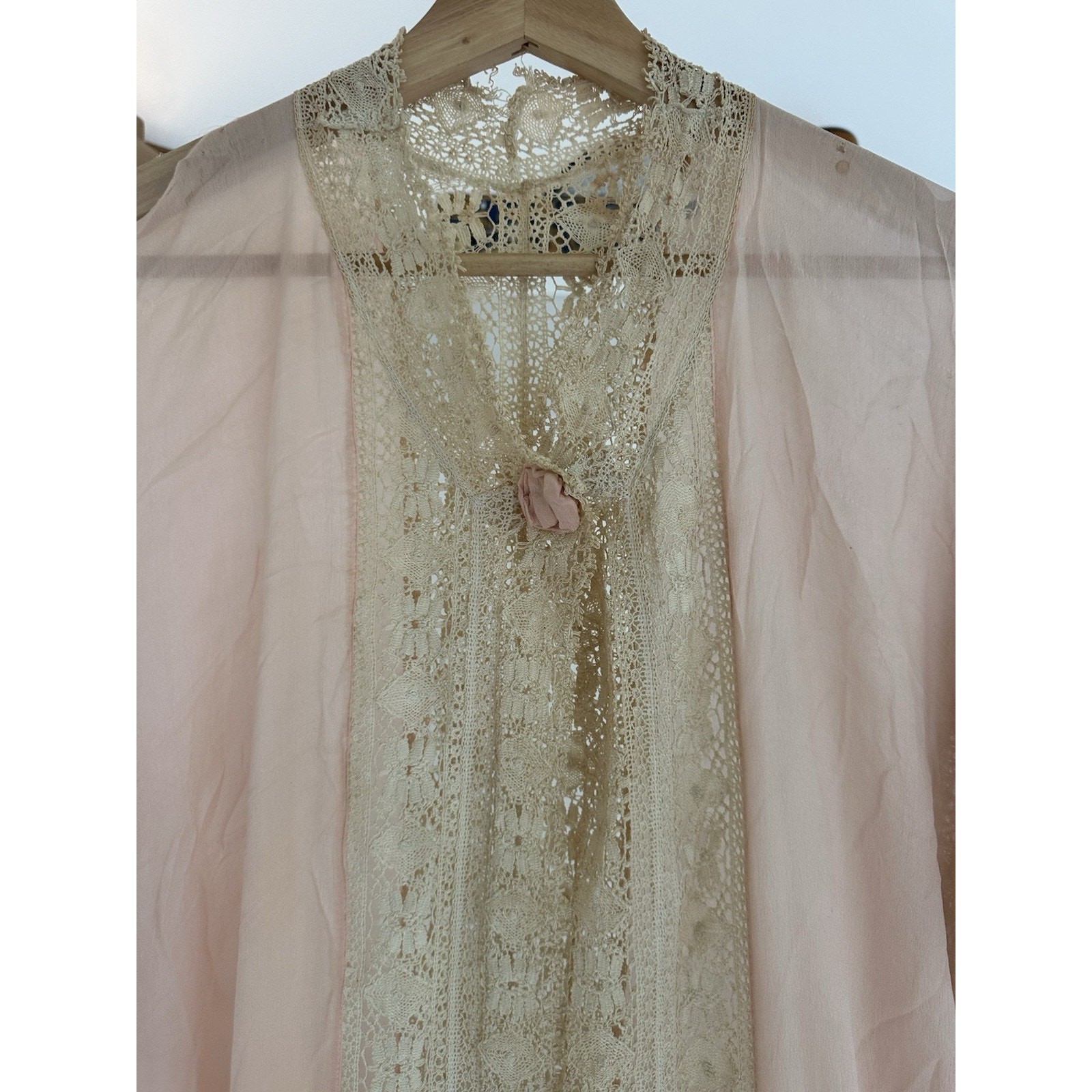1930s Vintage Sheer Lace Boudoir Peignoir Gown Romantic Robe READ