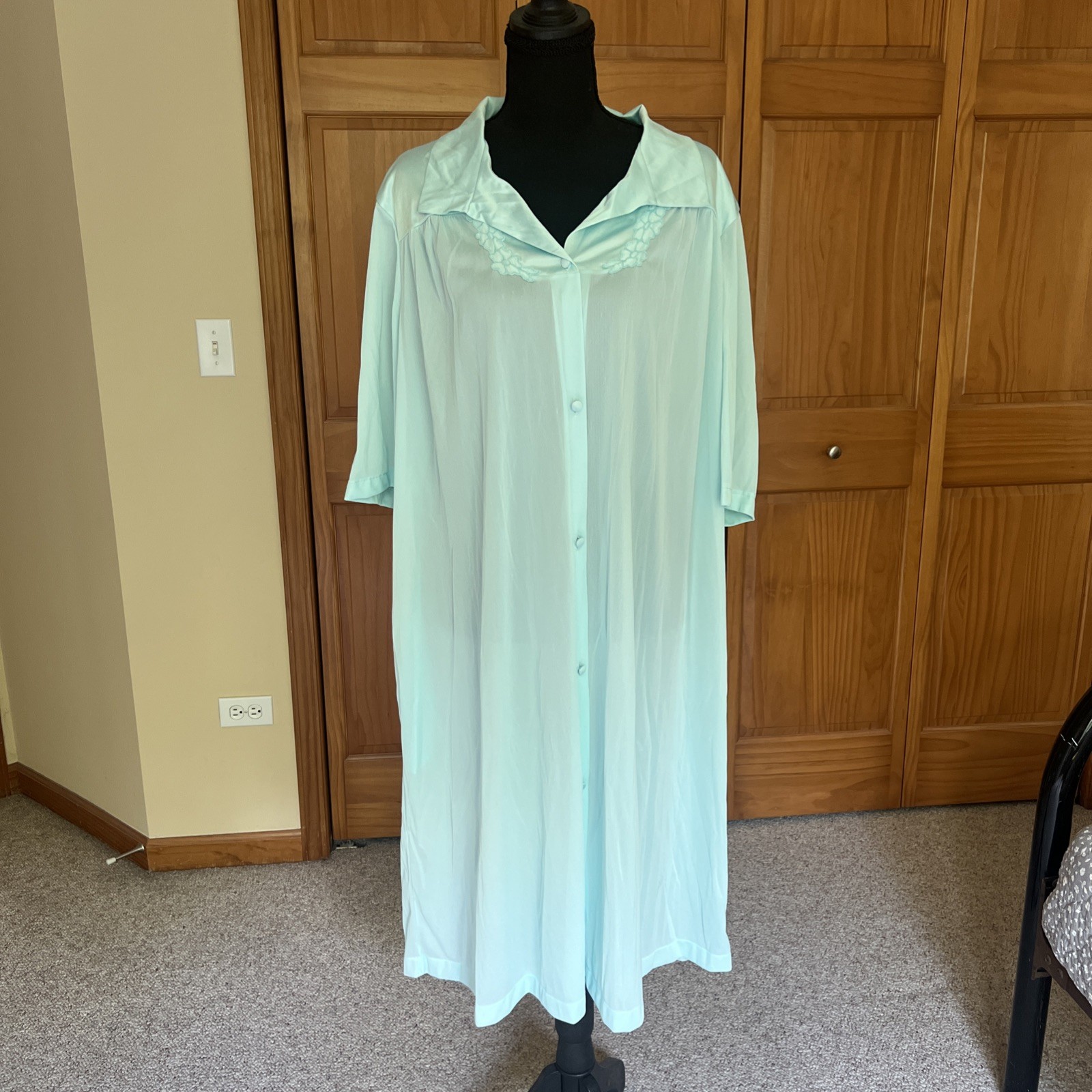 VTG Vanity Fair Robe Housecoat Nylon USA Aqua Sz XL 48&Prime; Bust Button Front