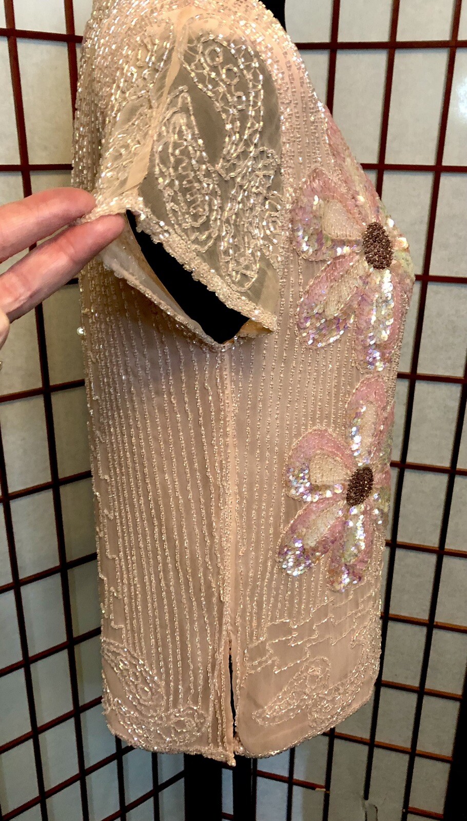 Vintage Beaded PINK Sequins Silk Women’s Shangri-La Hong Kong Shirt Blouse Top M