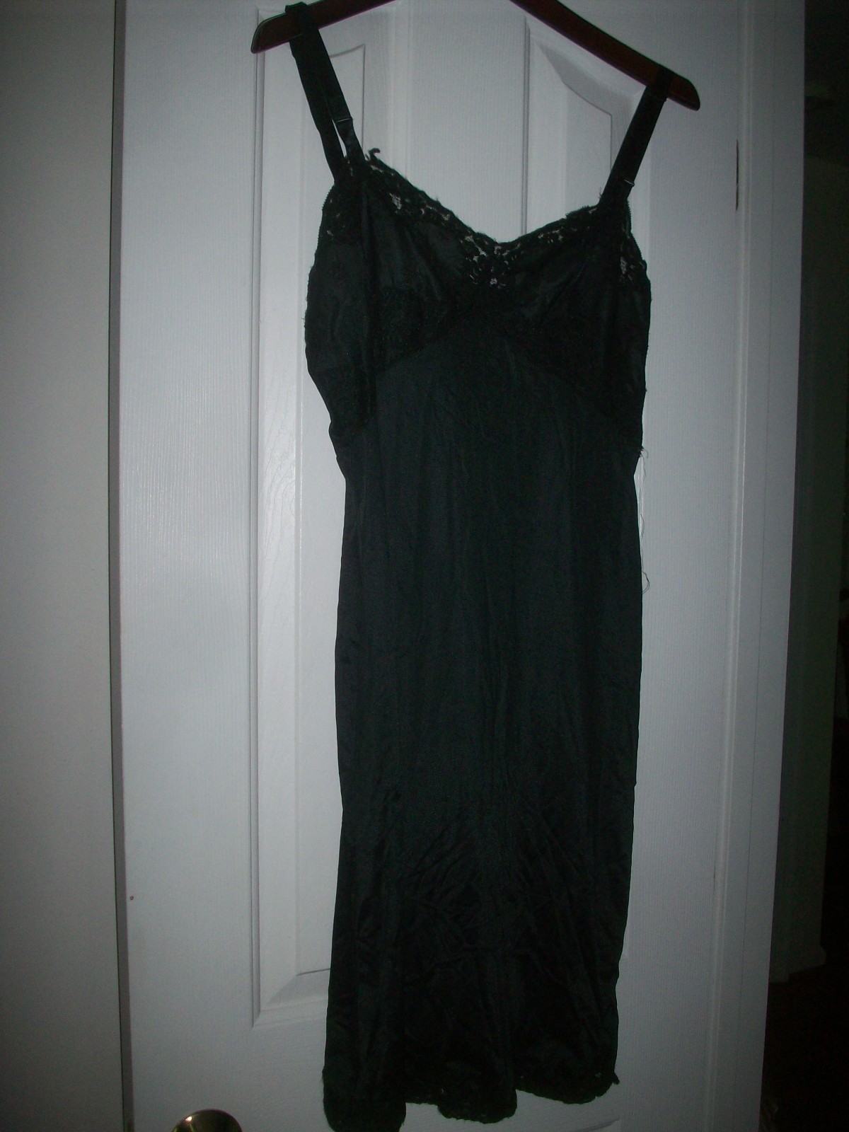 Vintage Black Lace Full Slip Dress Size 34 Nylon Embroidered Nightgown, No Tags