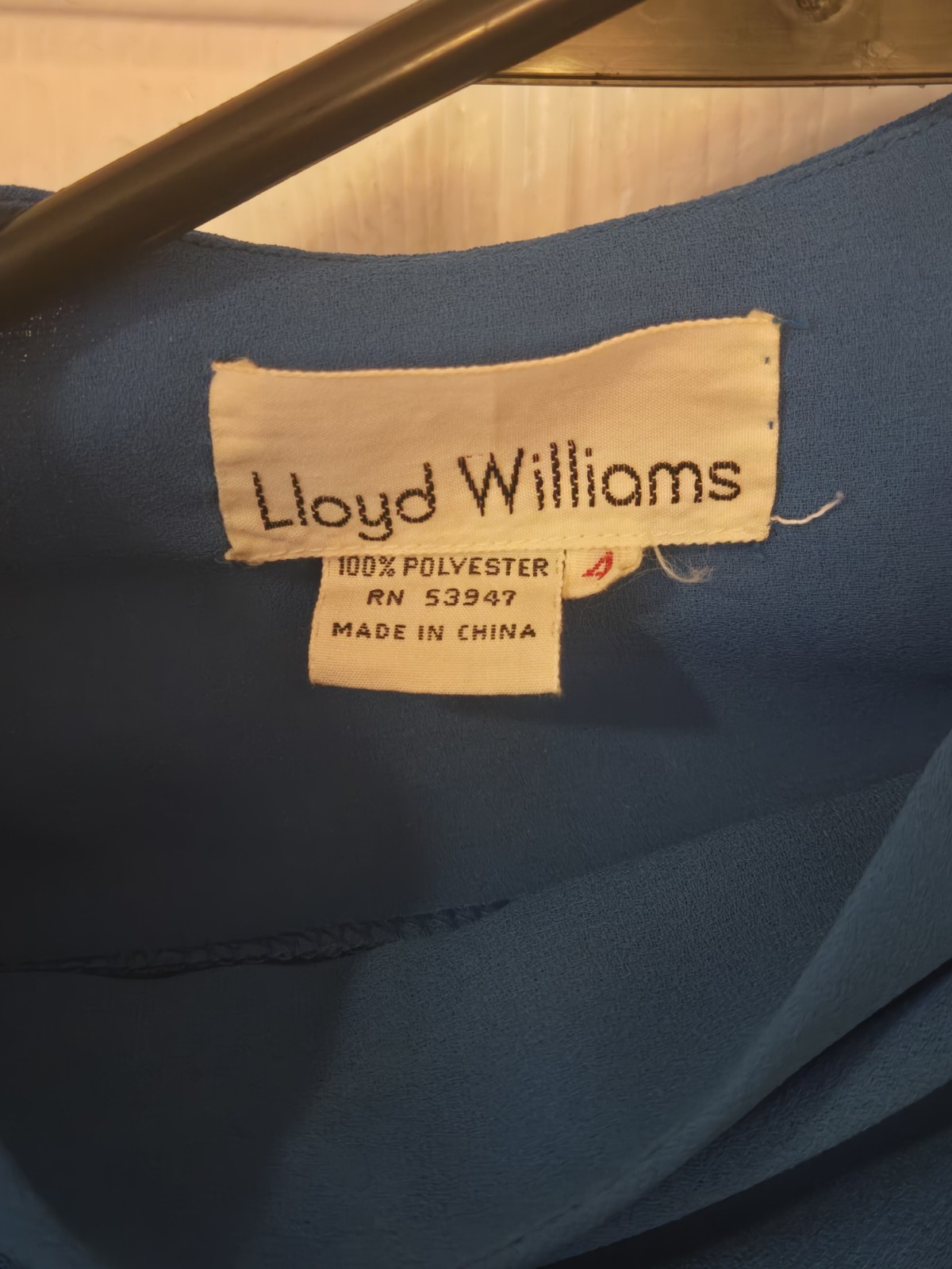 BEAUTIFUL VINTAGE LLOYD WILLIAMS LONG SLEEVED BLUE BLOUSE SIZE 4