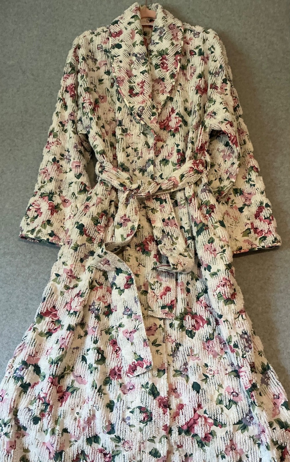 Vintage 60s Stan Herman Herbcraft Chenille Floral Belted Robe Women&rsquo;s Med/Large
