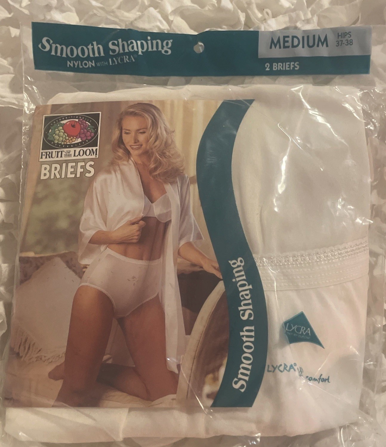 Vintage Fruit of the Loom « Smooth Shaping 2 Pack manufactured in the late 1990s