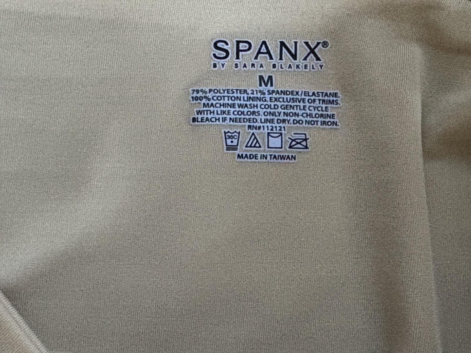 SPANX Medium Beige Hi Cut Light Weight Seamless Shaping Panties NWOT VINTAGE