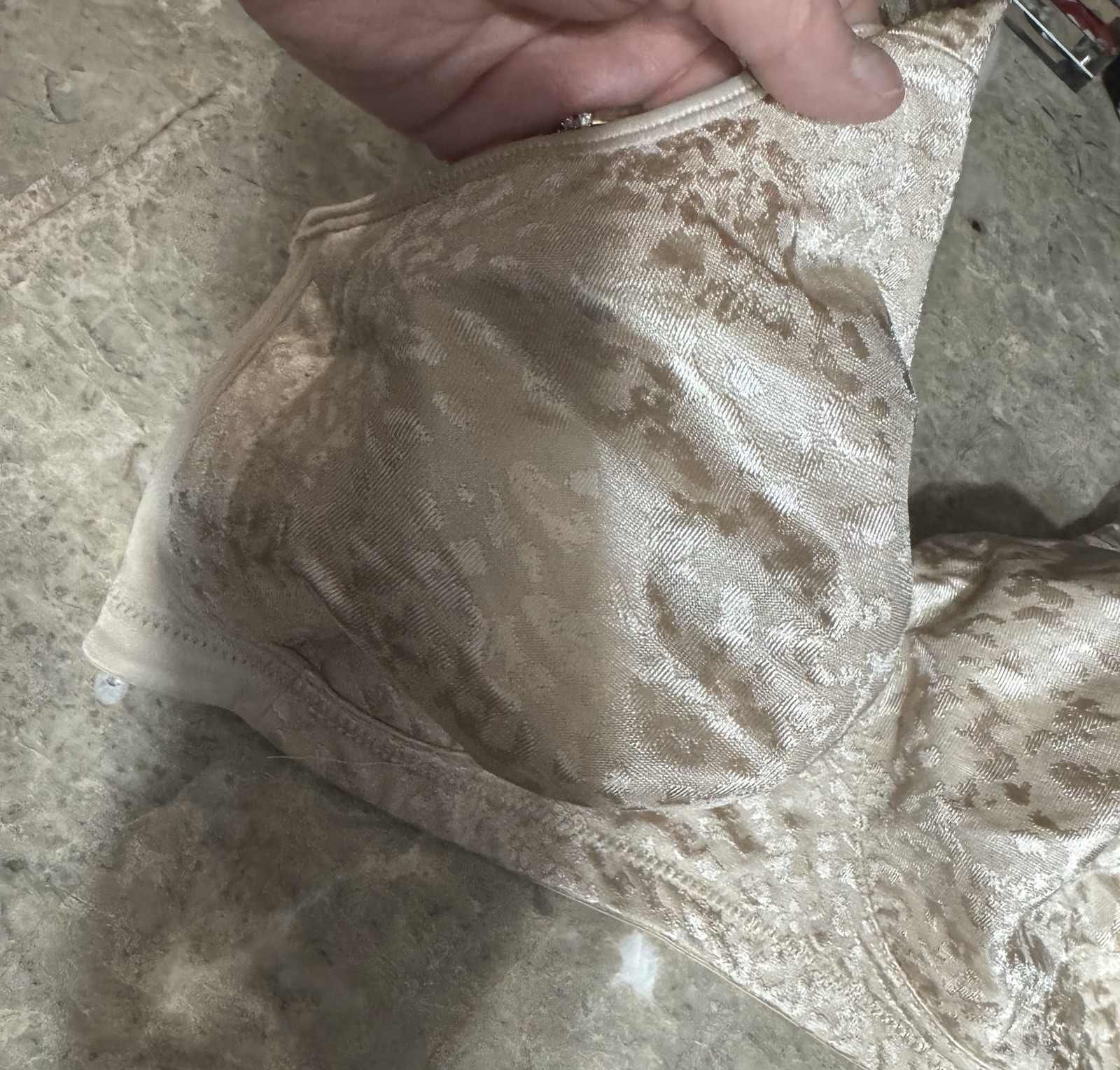 VINTAGE PLAYTEX BRA! 40 DD. CHAMPAGNE