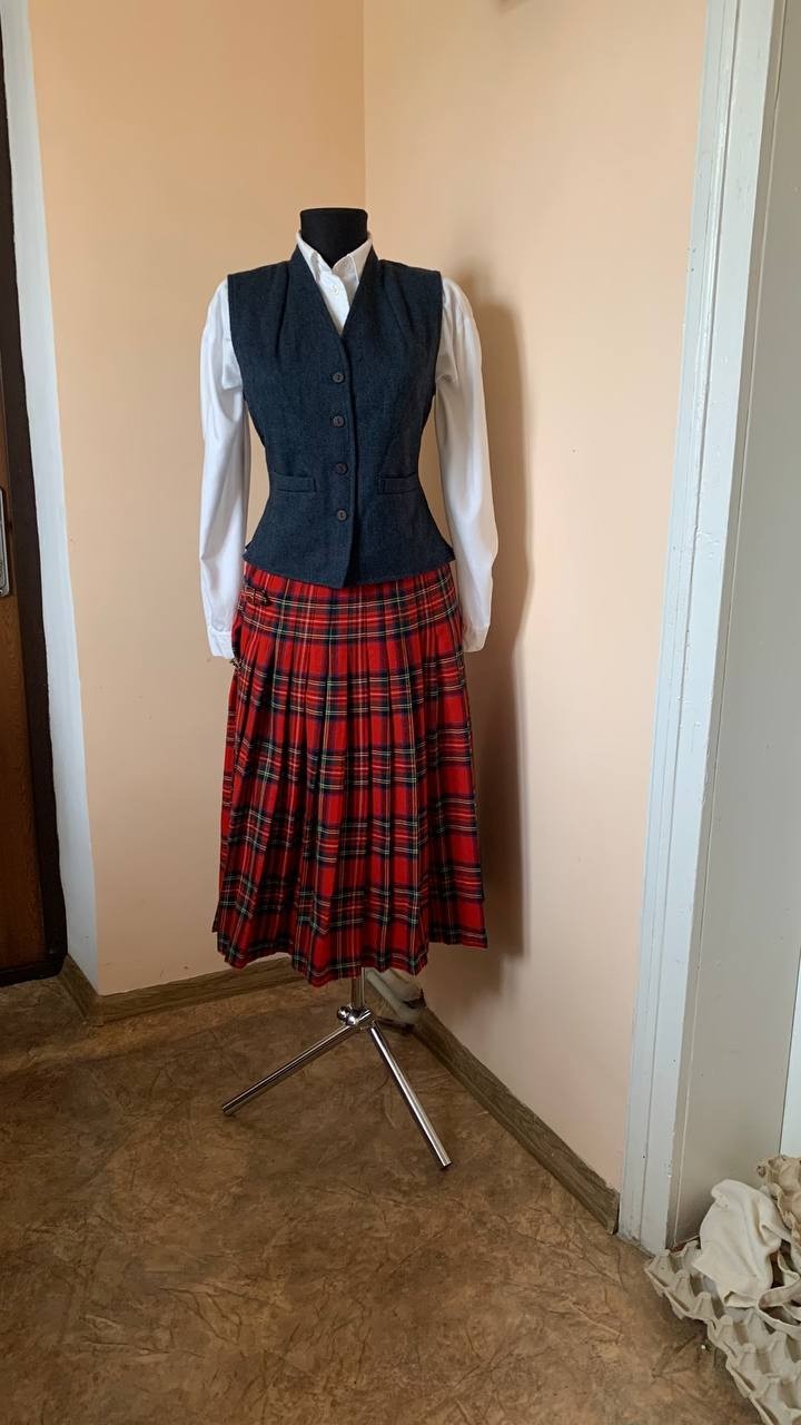 Vintage HIRSCH Scottish Kilt Skirt Pure New Wool Red Tartan Plaid Pleated EU 38