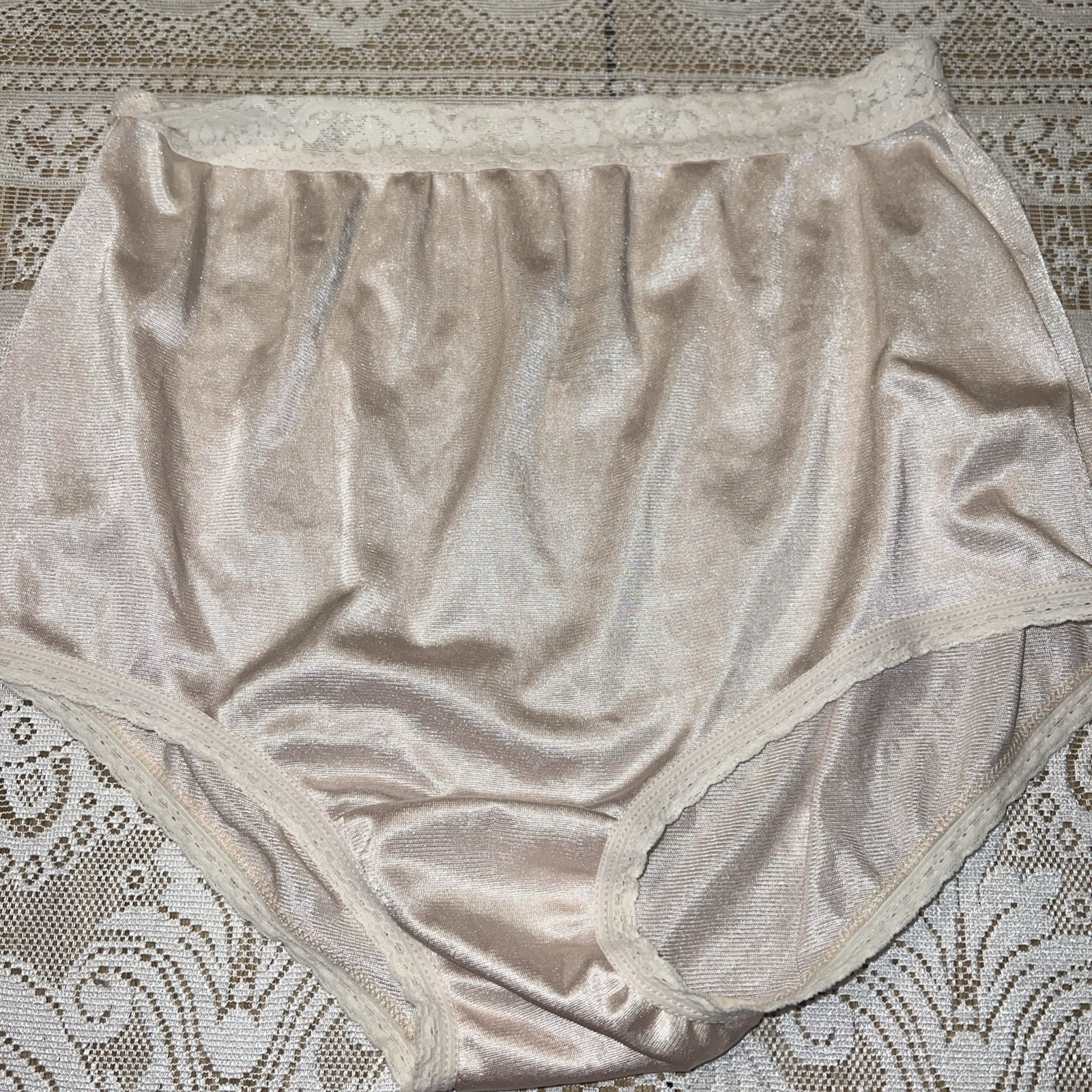 NATIONAL 7/L Soft Ivory Shiny Satin 100% Nylon Full Brief Panties