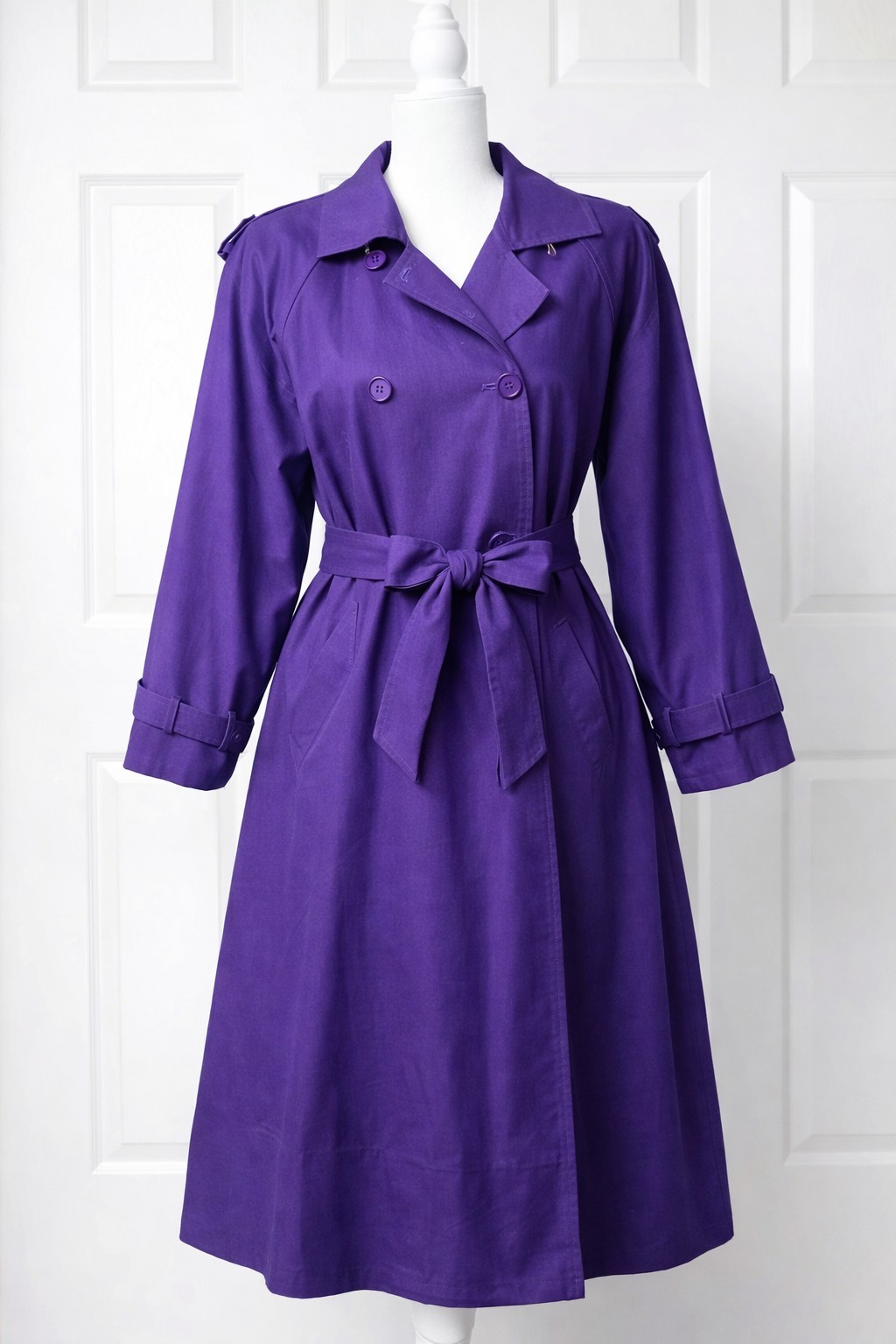 I. Magnin Vintage Women&rsquo;s 12 Purple Trench Coat 80s 90s Belted Swing Long Lined