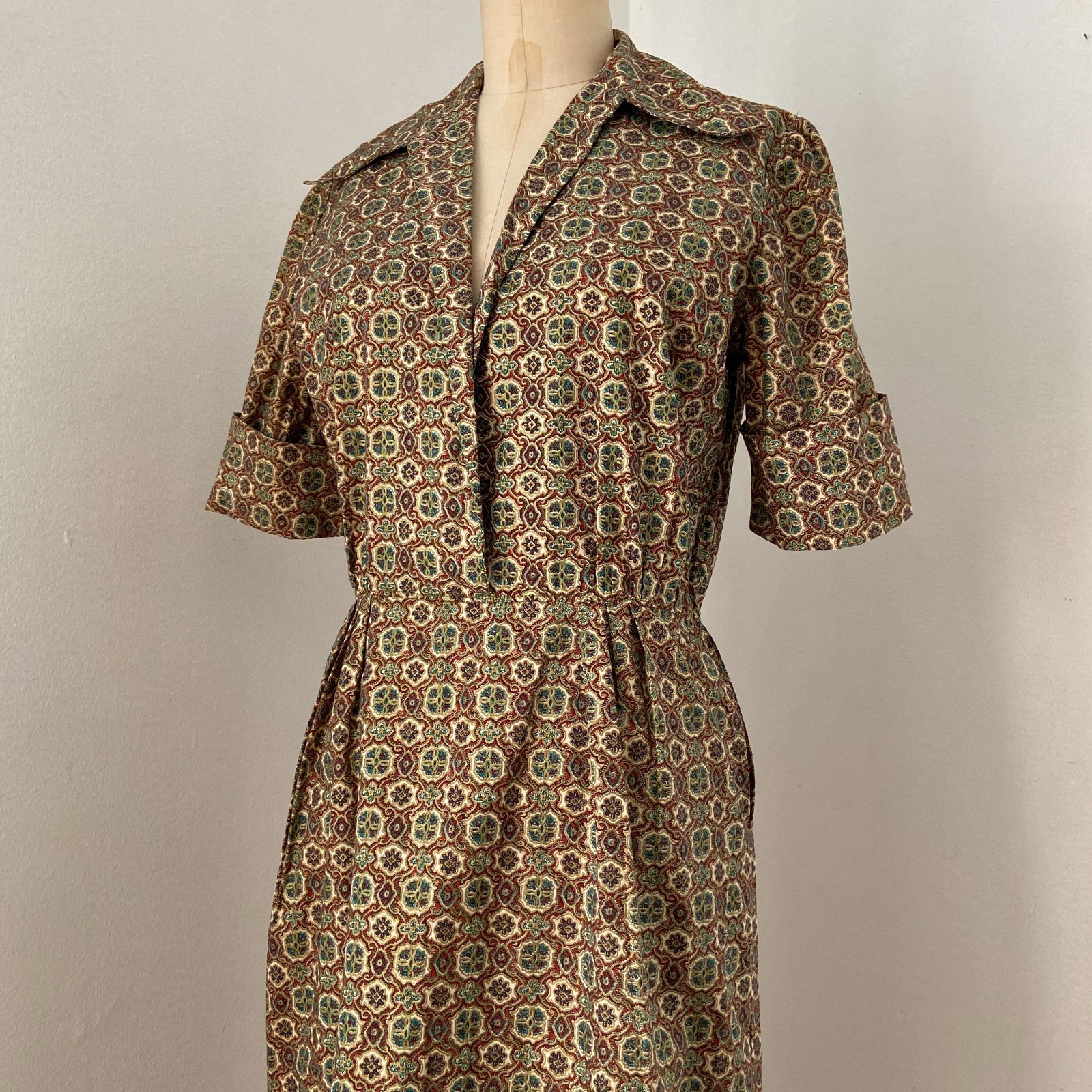 Vintage 1940s 1950s Paisley Print Cotton Dress Red Gold Medium 28 in Waist