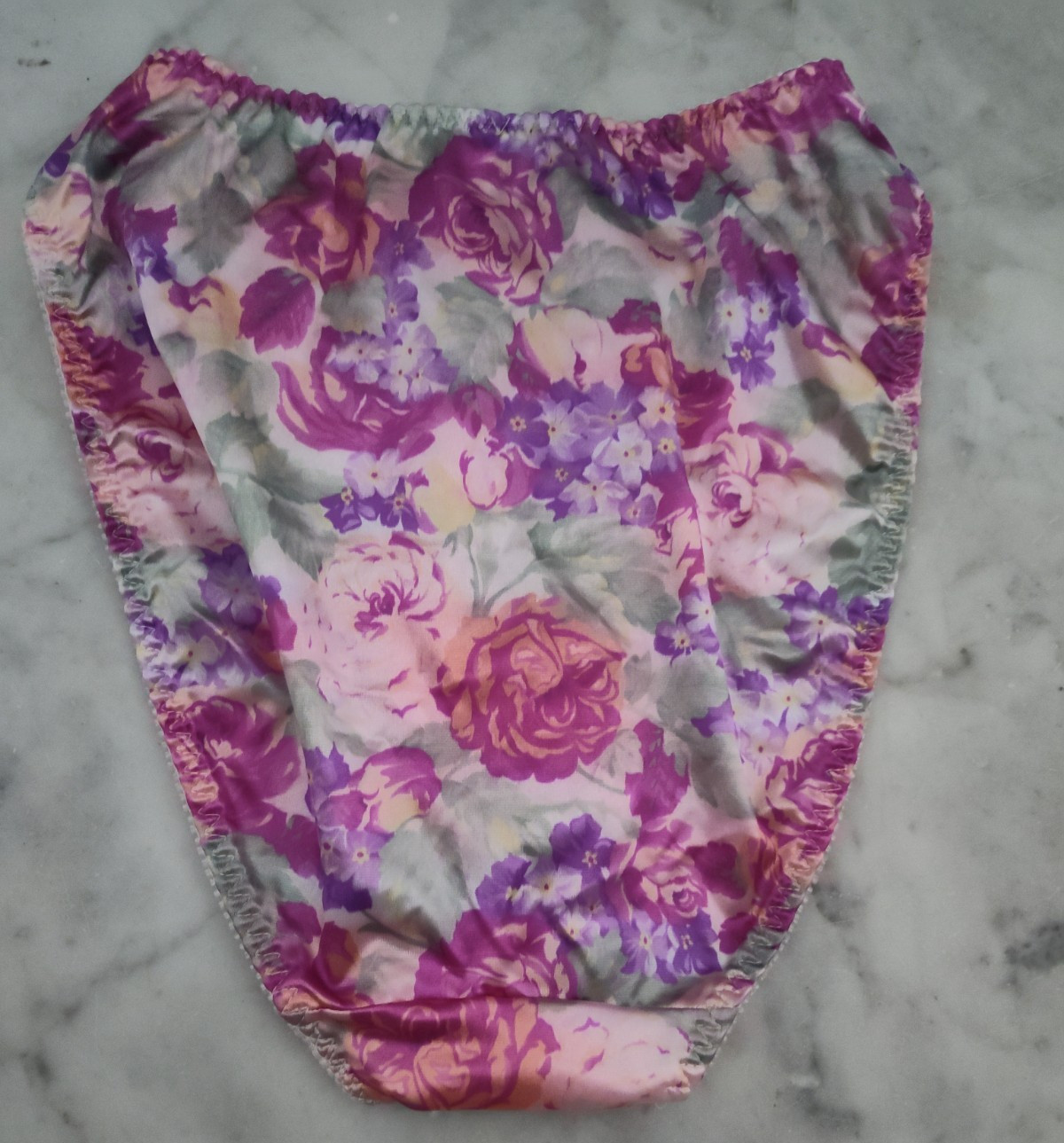 Lily Of France 90s Bikini Panties Size Medium Shiny High Cut Brief Style 3462