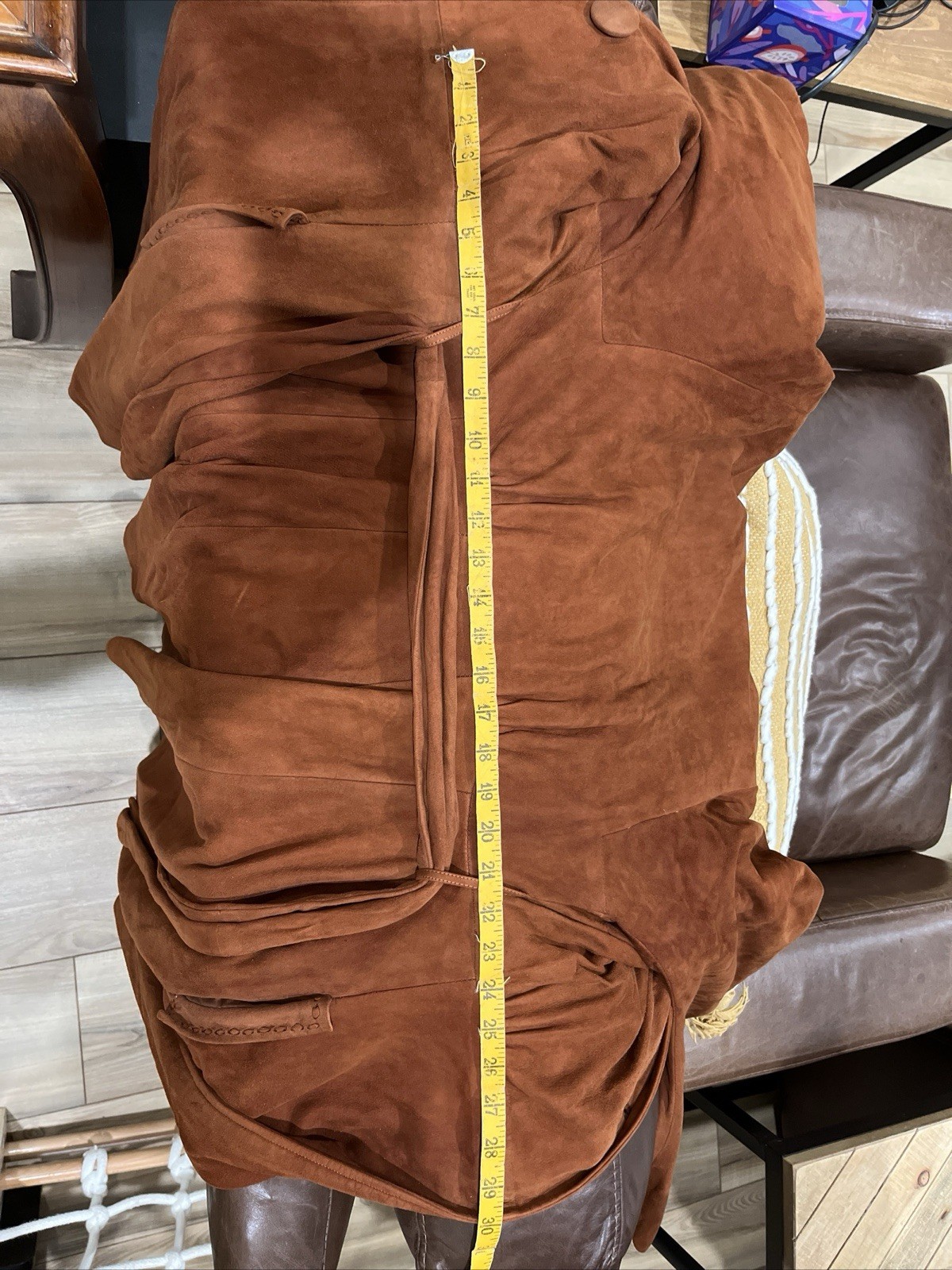 Desert Suedes Brown Suede Coat 40&Prime; Chest 47&Prime; Length Regular Size