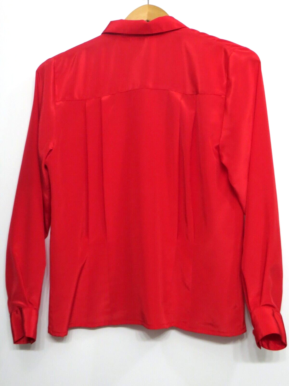 Vintage Leslie Fay Button Up Blouse Shirt Womens Petite Size 4 Small Bright Red