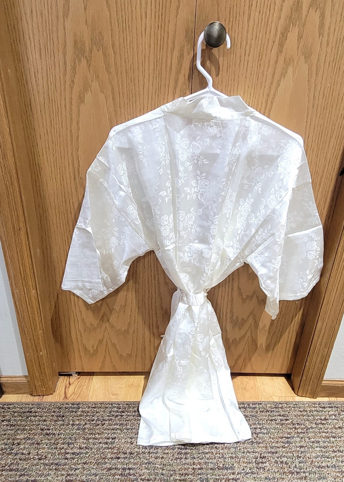 Vintage White Satin Robe with Cabbage Rose Flowers Pattern