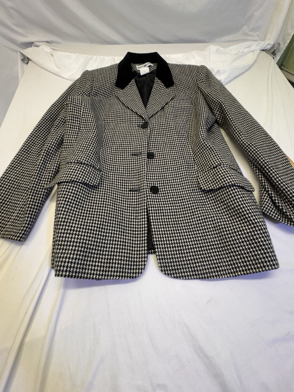 Vintage White Stag houndstooth blazer 12 velvet collar single button Wool 80s Us