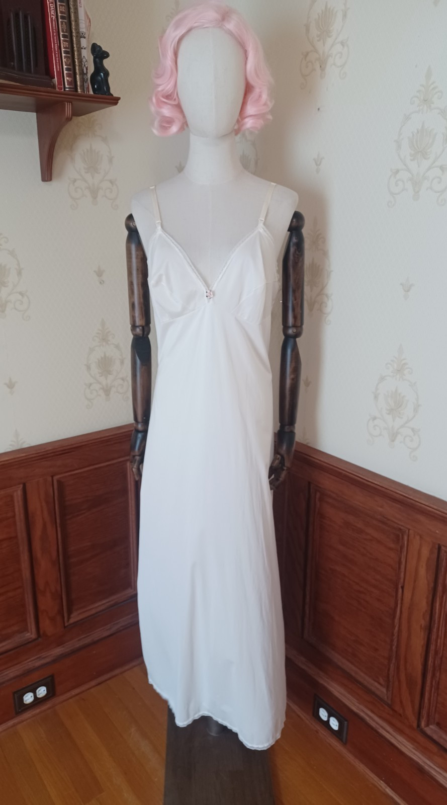Vintage 1960s/1970s Lorraine Ivory Romantic Regencycore Lingerie Slip Dress
