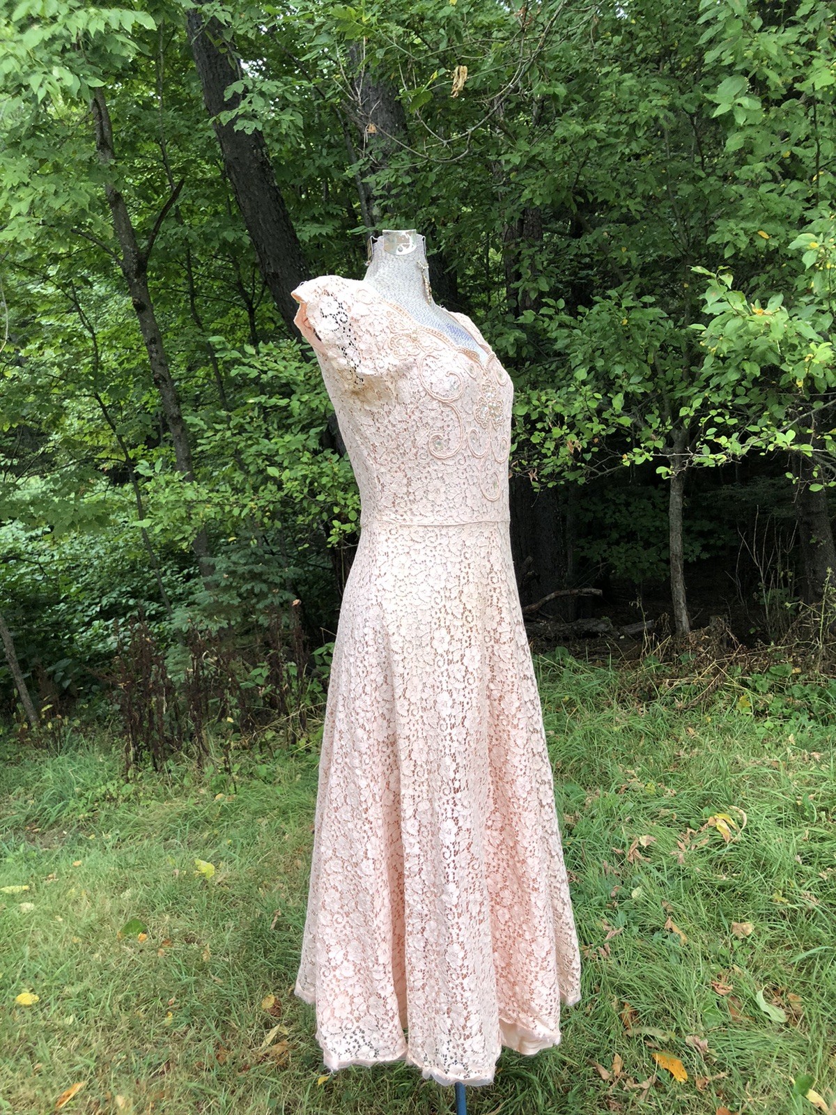Vintage 1940’s Aurora Borealis Sequin Pearl Lace Cocktail DRESS 36-26-48