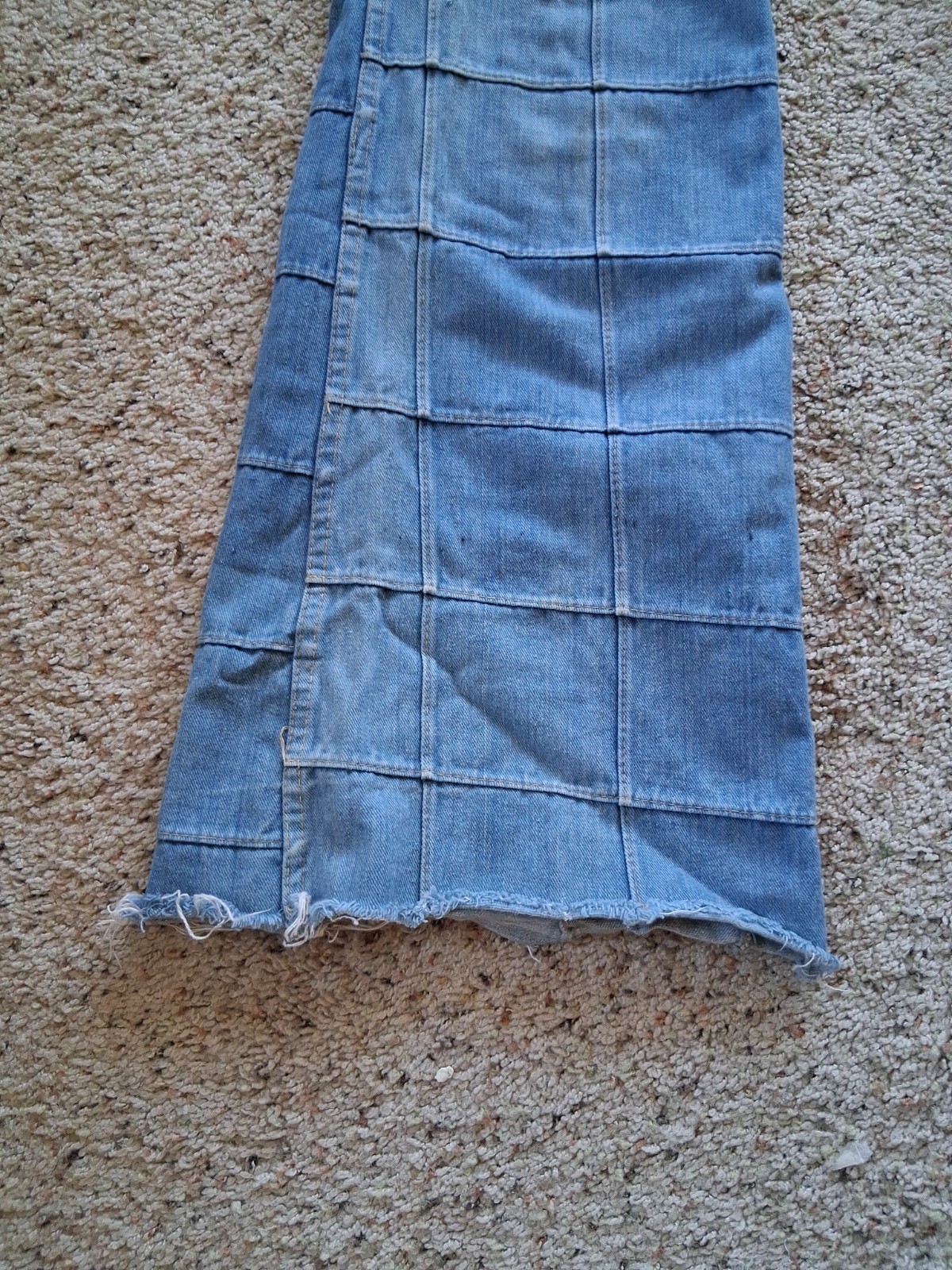 Vintage Brittania Sportswear Patchwork Bell Bottom Jeans Approx: 27×34 70&rsquo;s