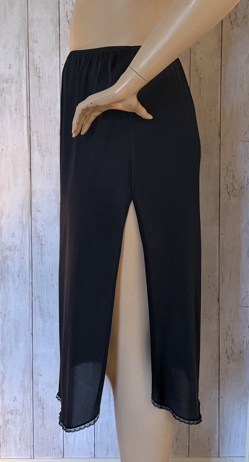 Vintage Vassarette Black Sheer Nylon Half Slip XL USA Style 11-122
